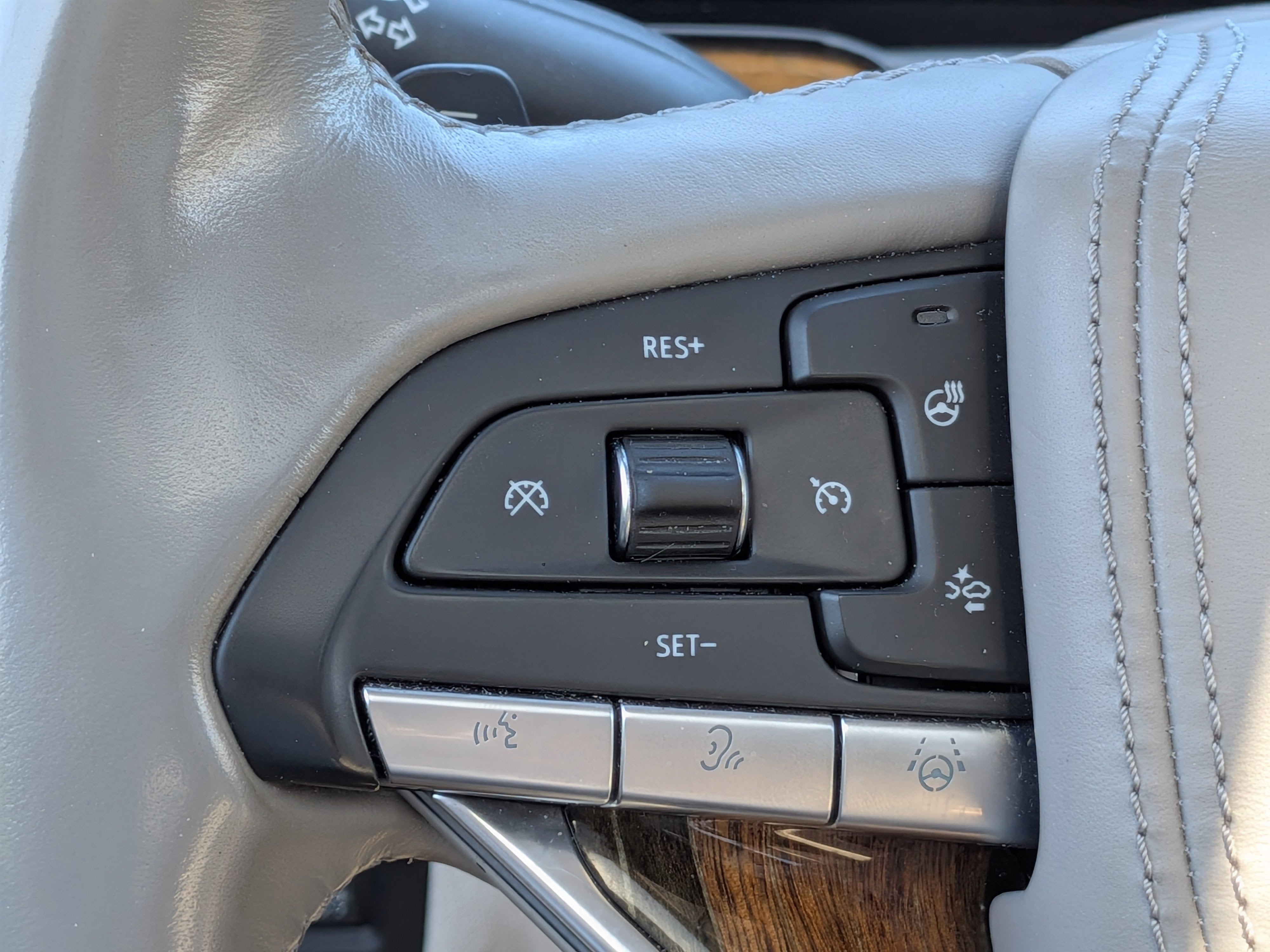 2021 Cadillac Escalade ESV Premium Luxury Platinum