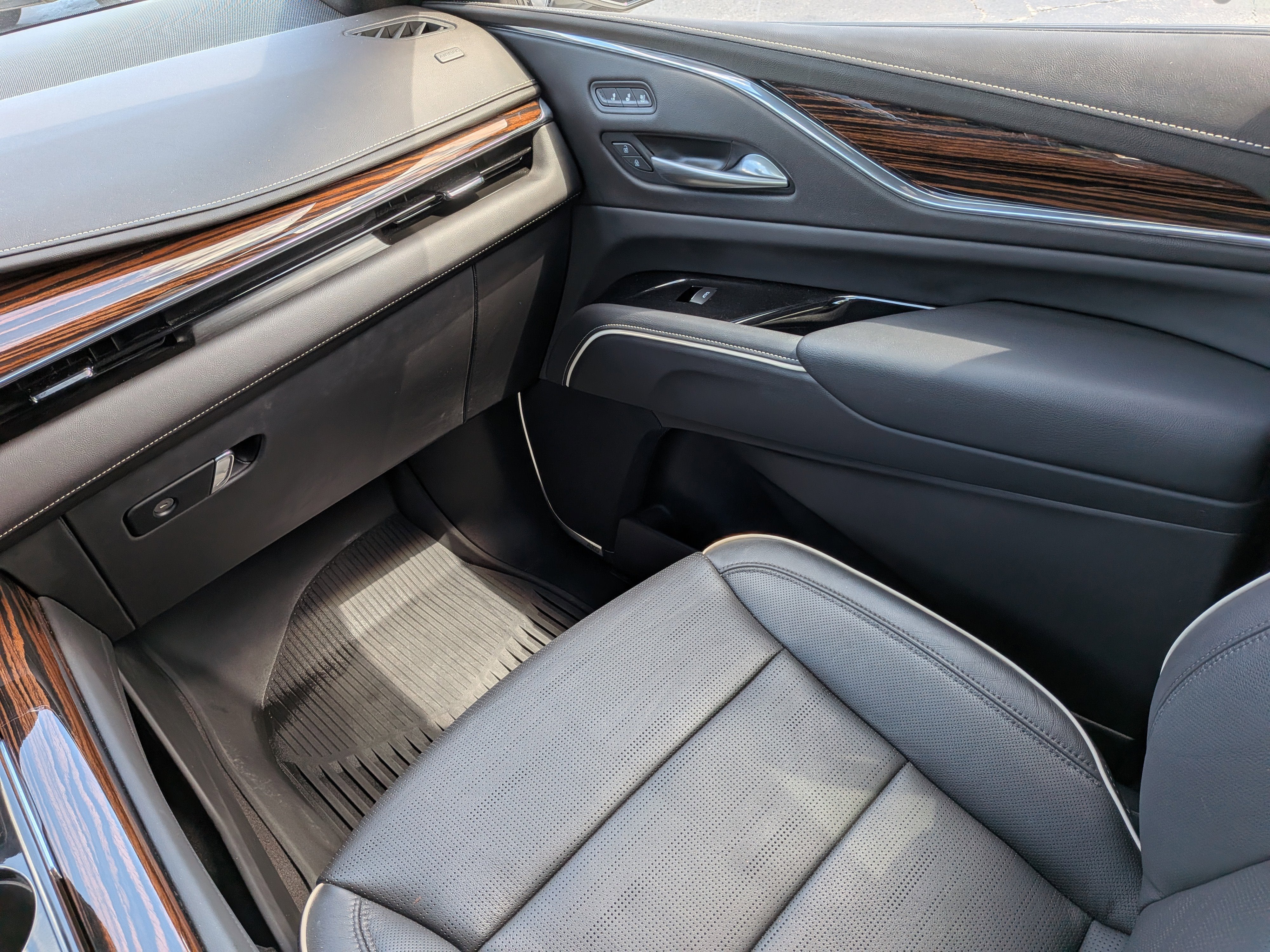 2024 Cadillac Escalade Premium Luxury