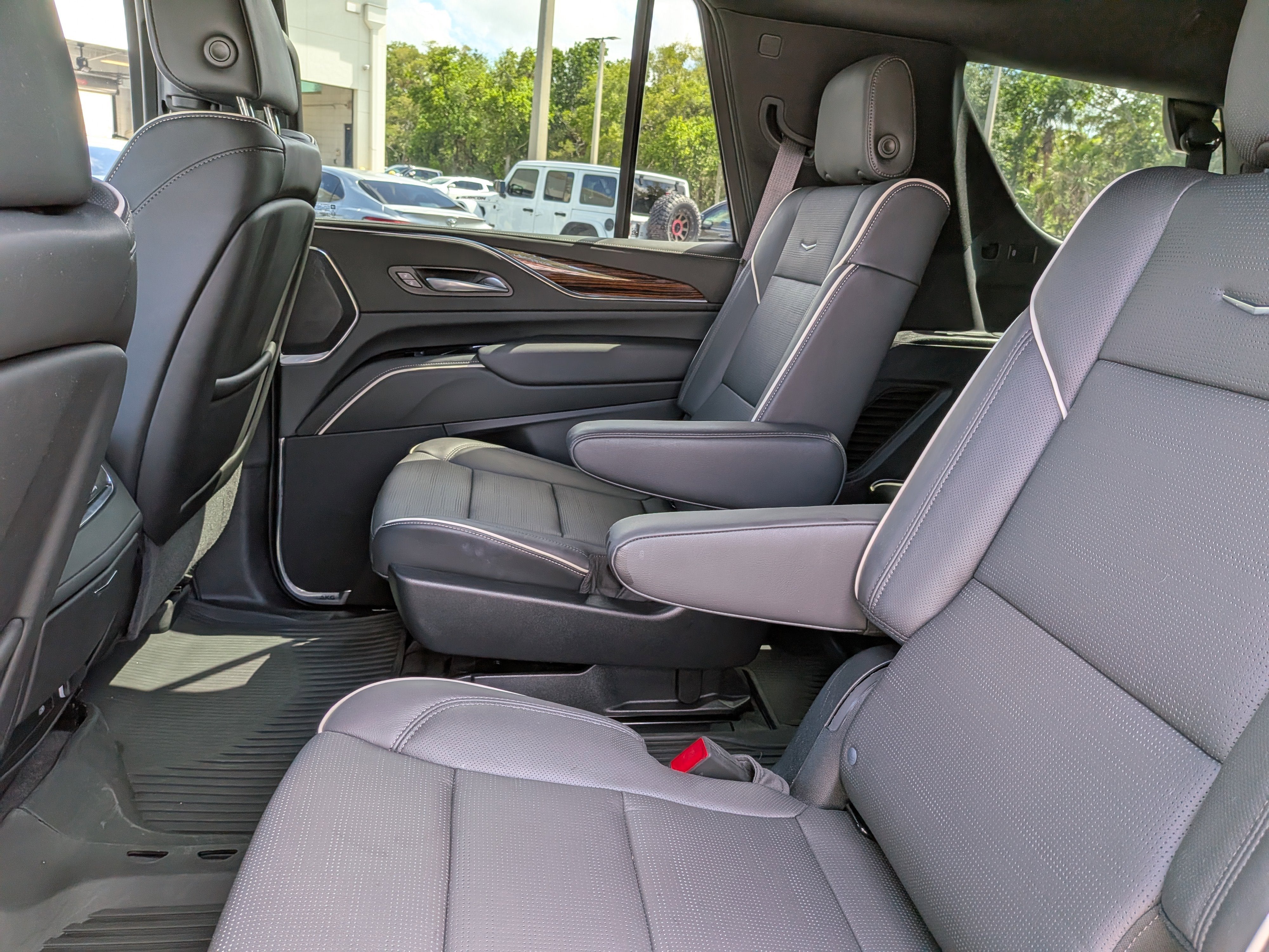 2024 Cadillac Escalade Premium Luxury