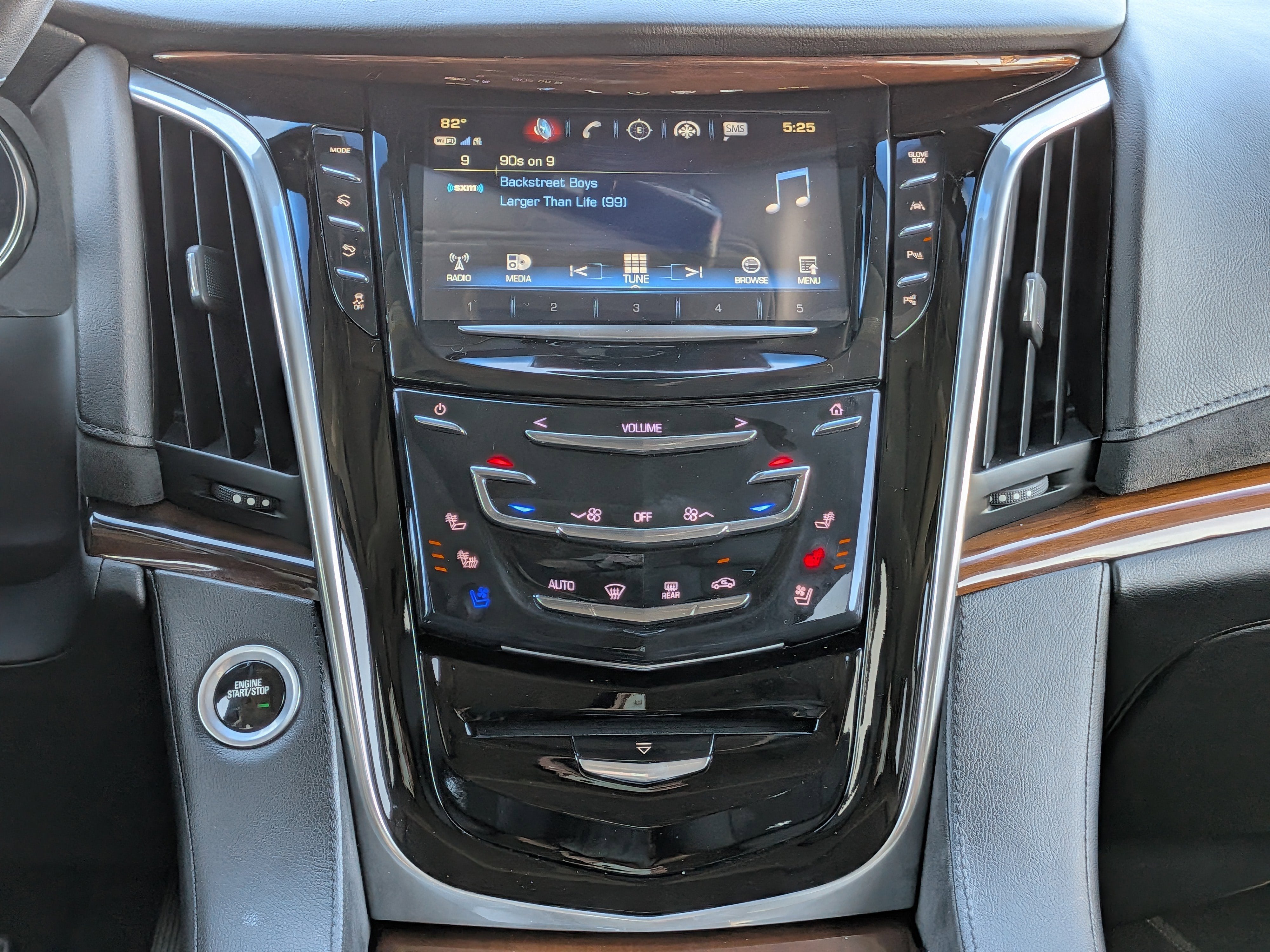 2018 Cadillac Escalade Premium Luxury