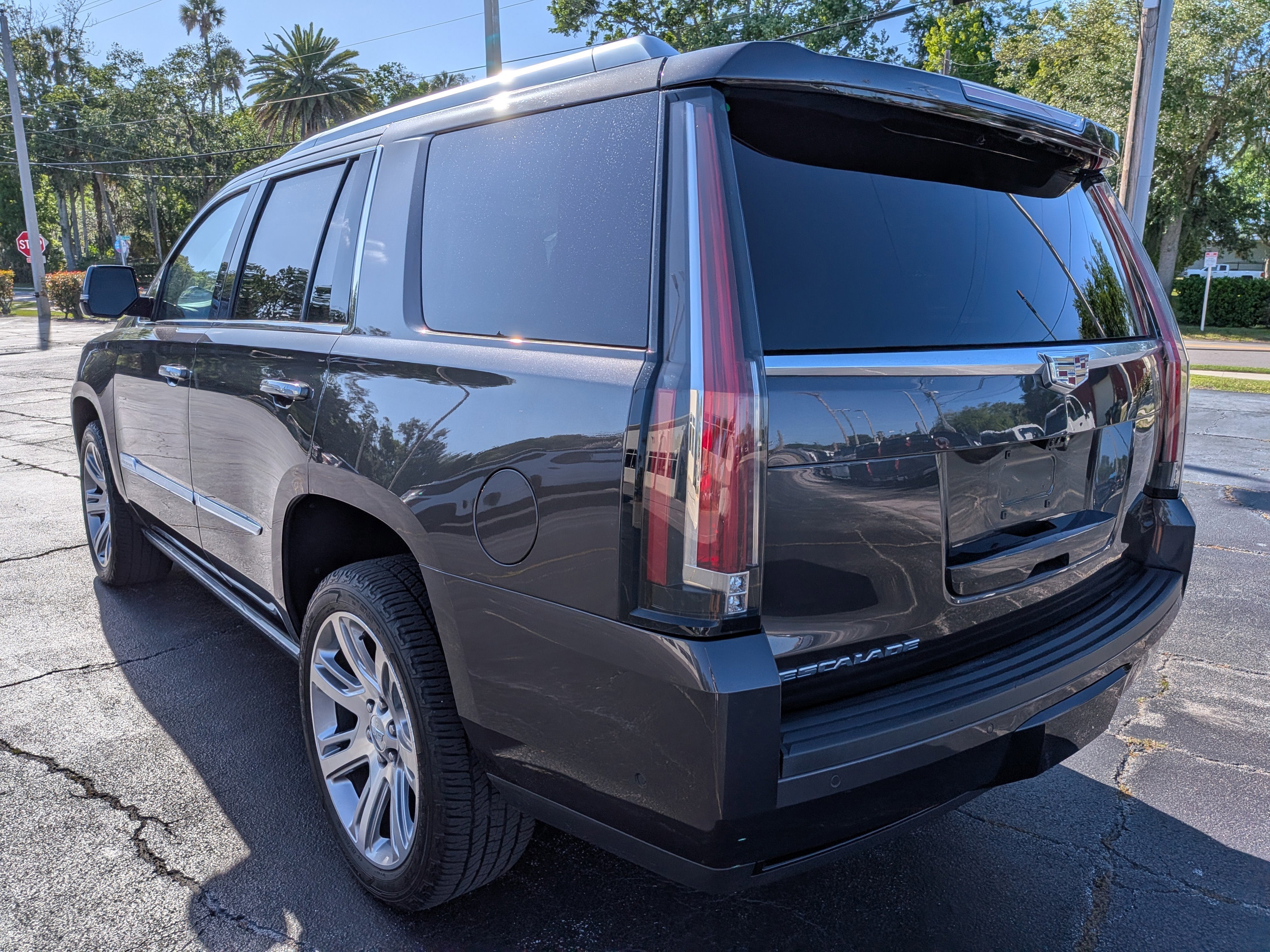 2018 Cadillac Escalade Premium Luxury