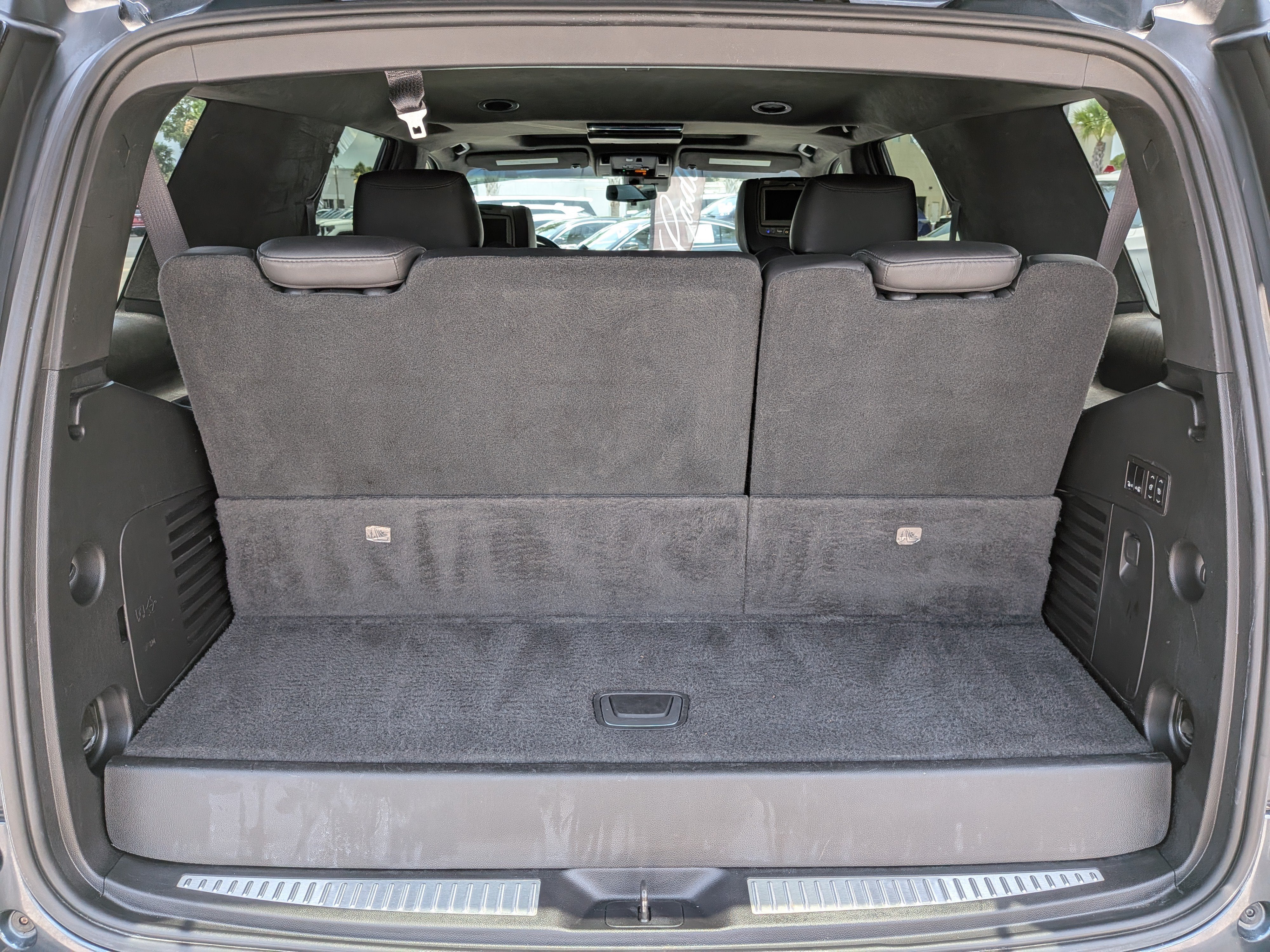 2019 Cadillac Escalade Platinum