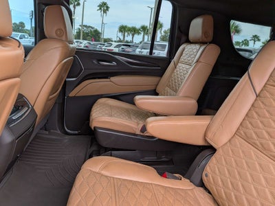 2022 Cadillac Escalade ESV Premium Luxury