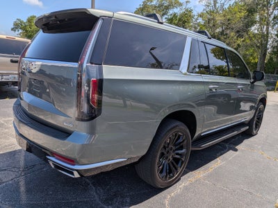 2024 Cadillac Escalade ESV Premium Luxury