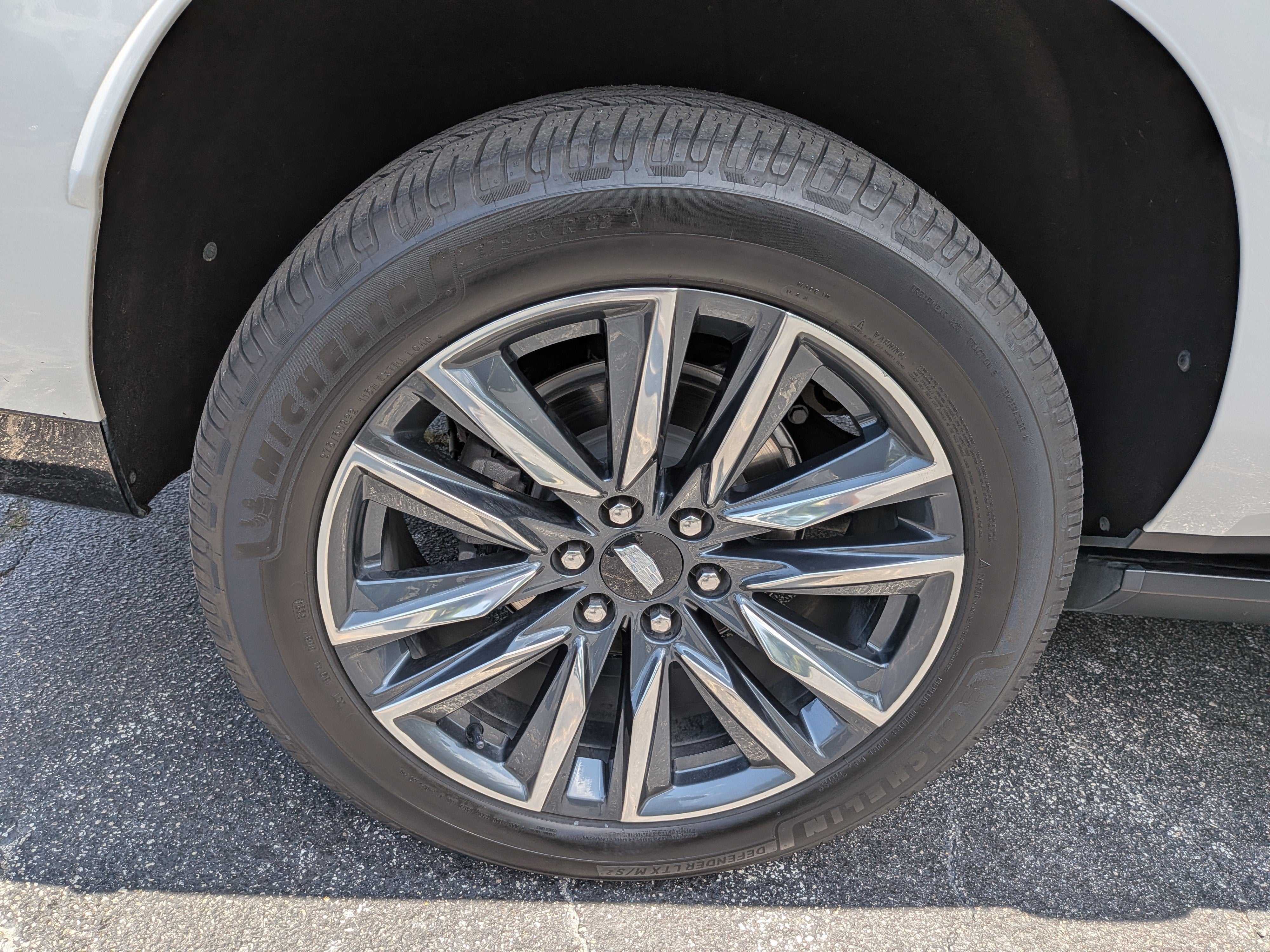 2023 Cadillac Escalade ESV Sport - Photo 12