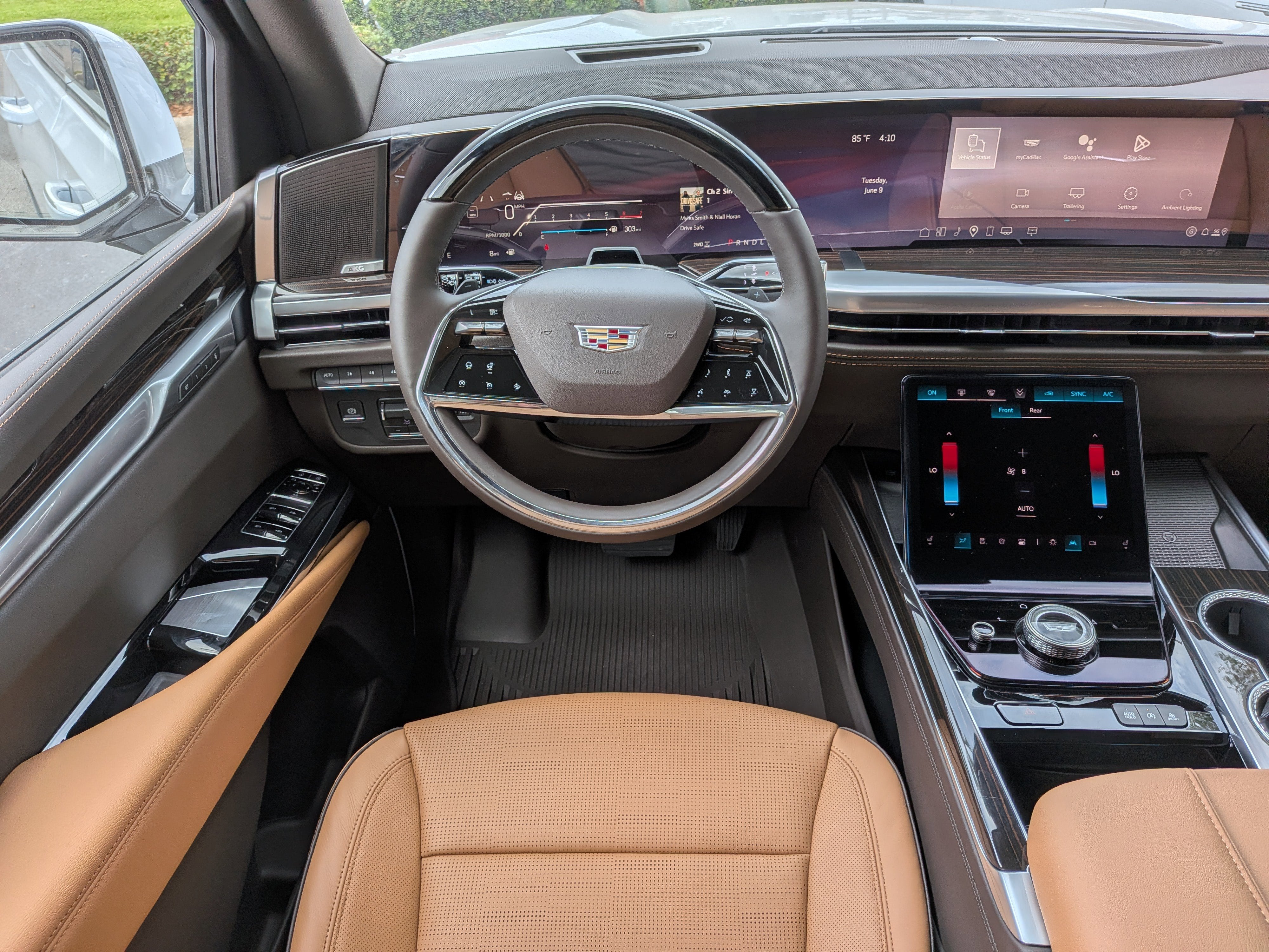 2026 Cadillac Escalade Luxury