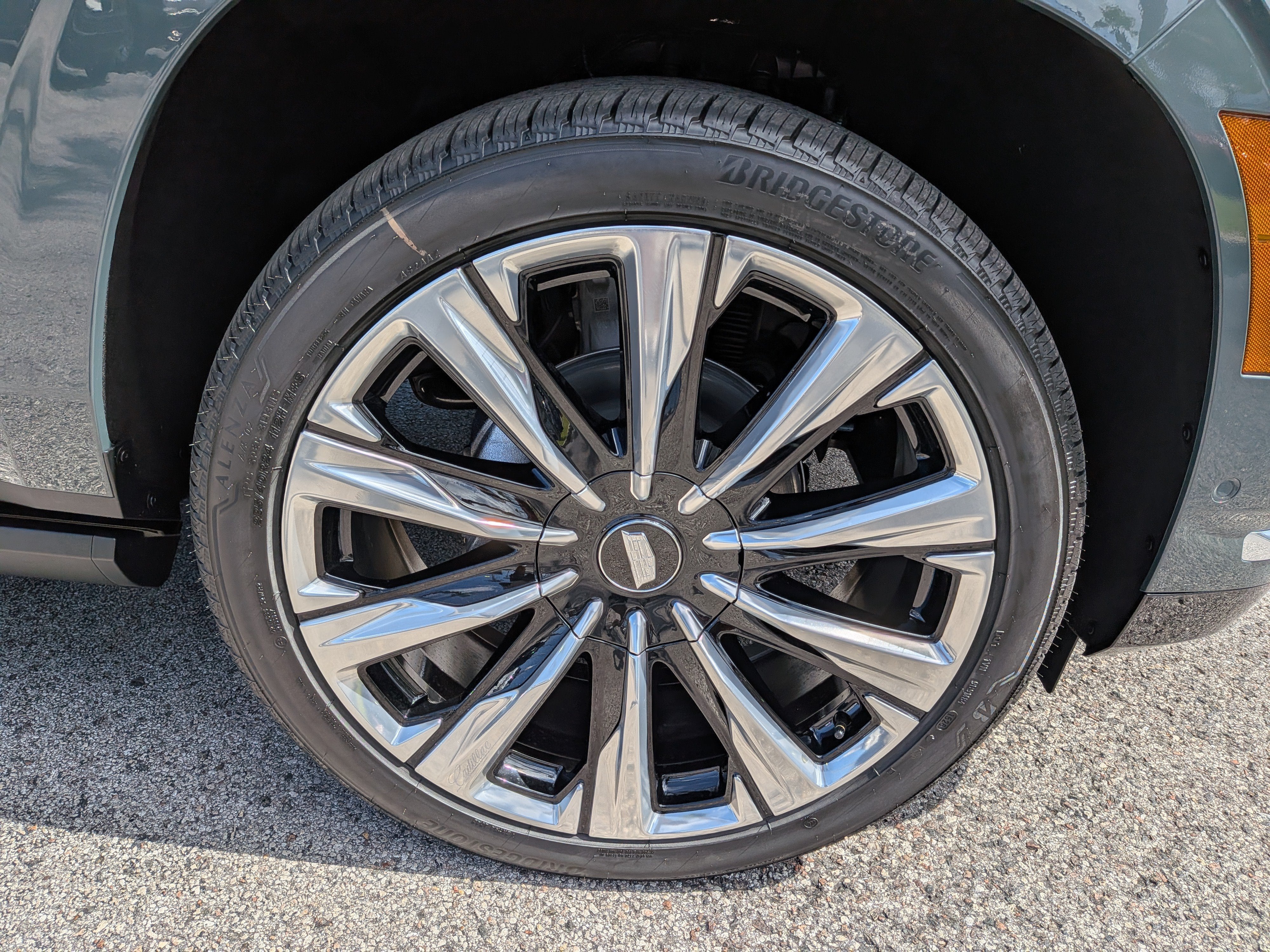 2026 Cadillac Escalade Luxury