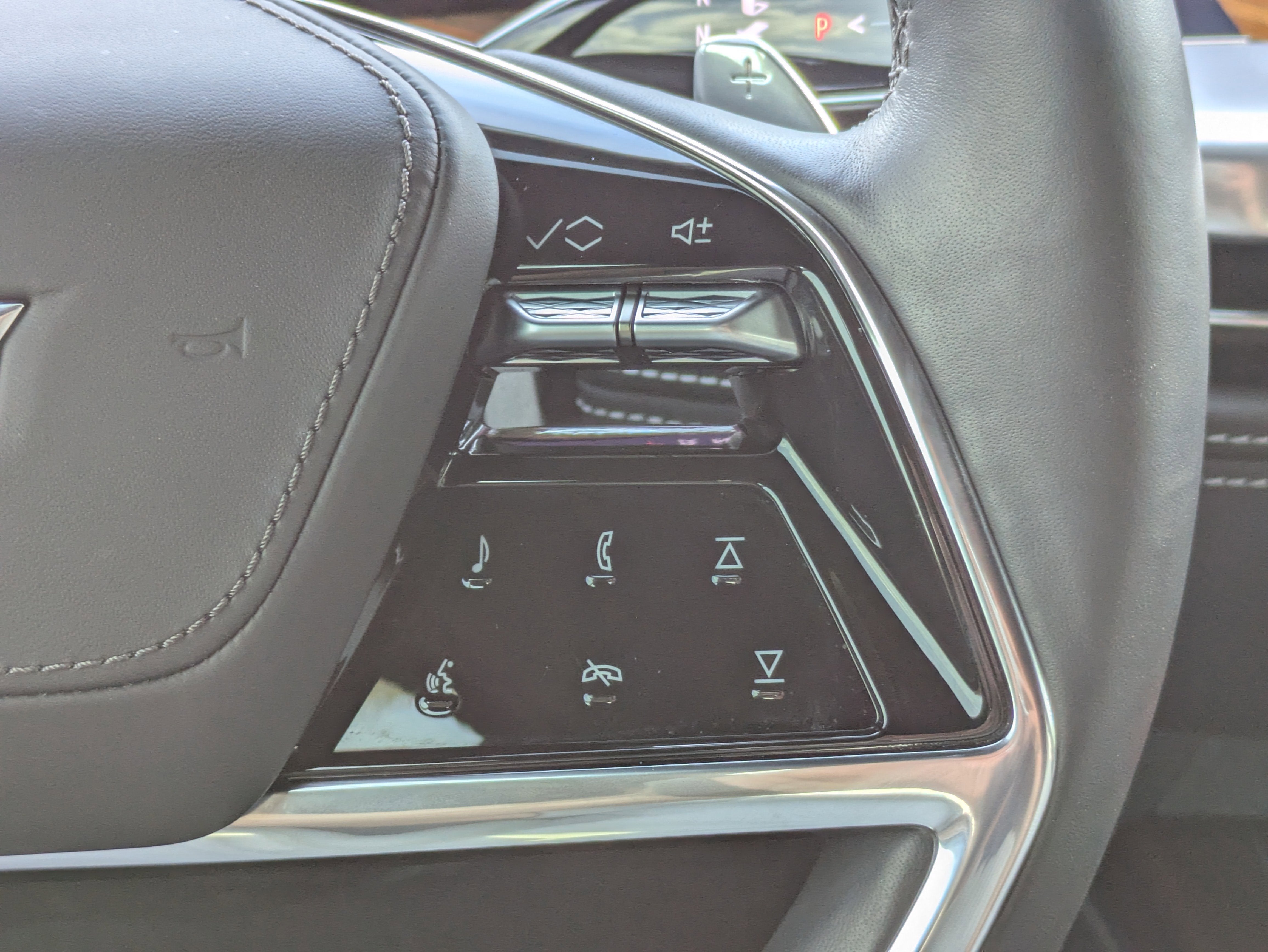 2025 Cadillac Escalade Sport Platinum