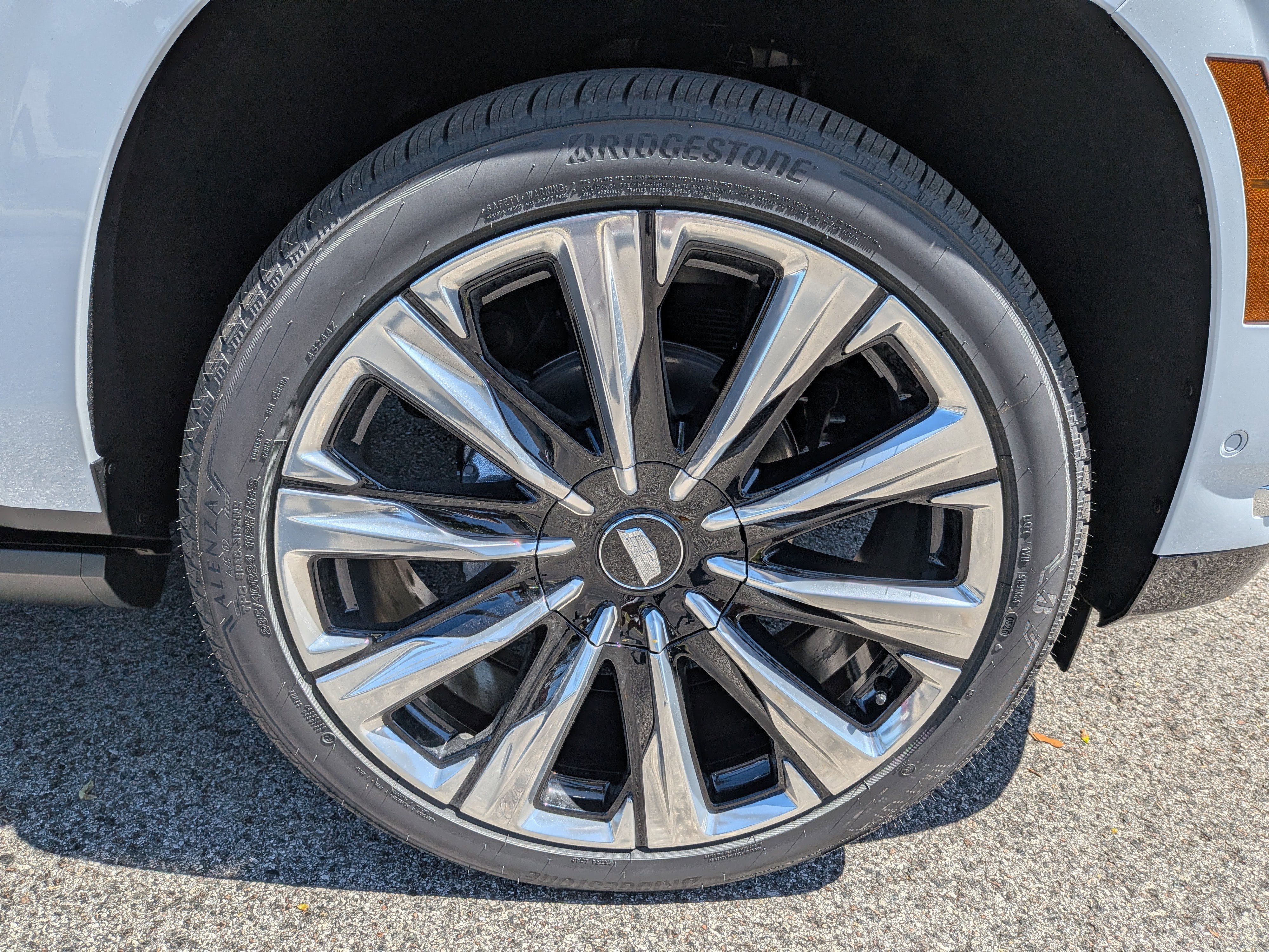 2026 Cadillac Escalade ESV Luxury