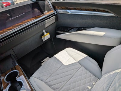 2026 Cadillac Escalade ESV Platinum Sport