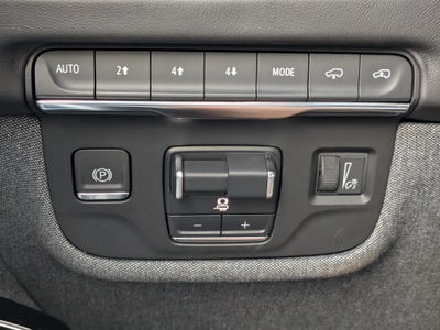 2025 Cadillac Escalade ESV Sport Platinum