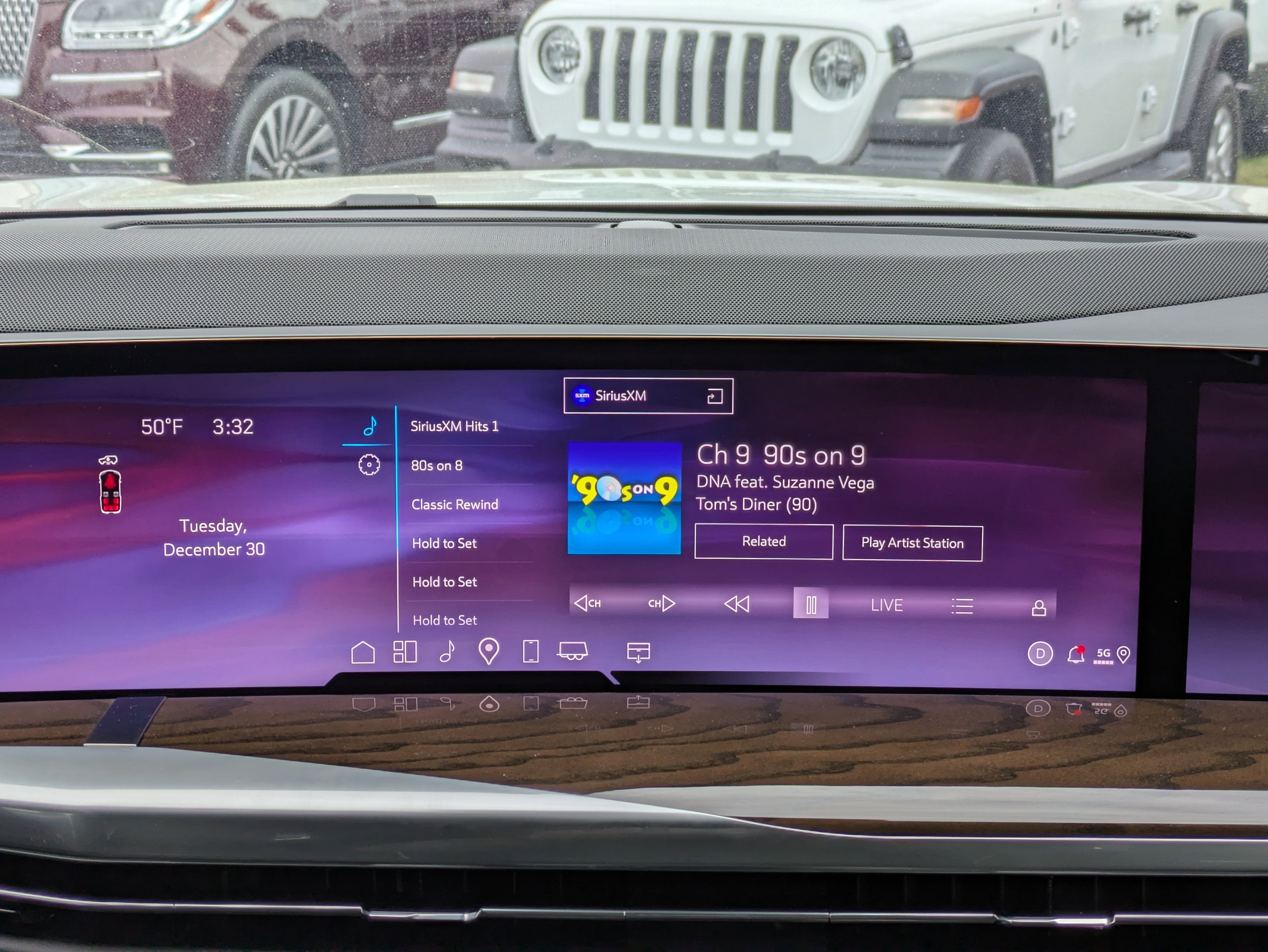 2025 Cadillac Escalade ESV Sport Platinum