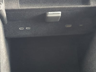 2025 Cadillac ESCALADE IQ Luxury 1