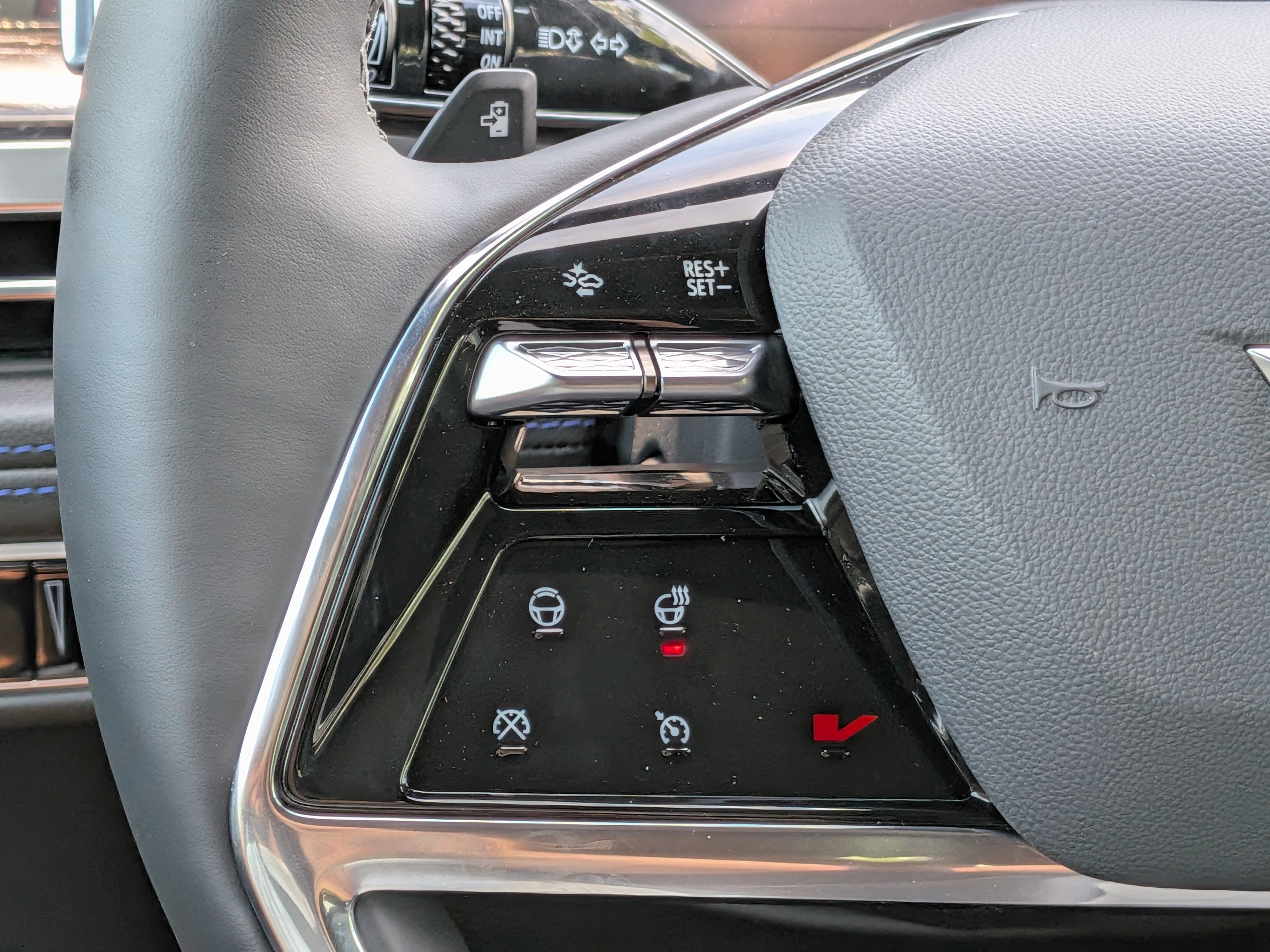 2026 Cadillac ESCALADE IQ Luxury