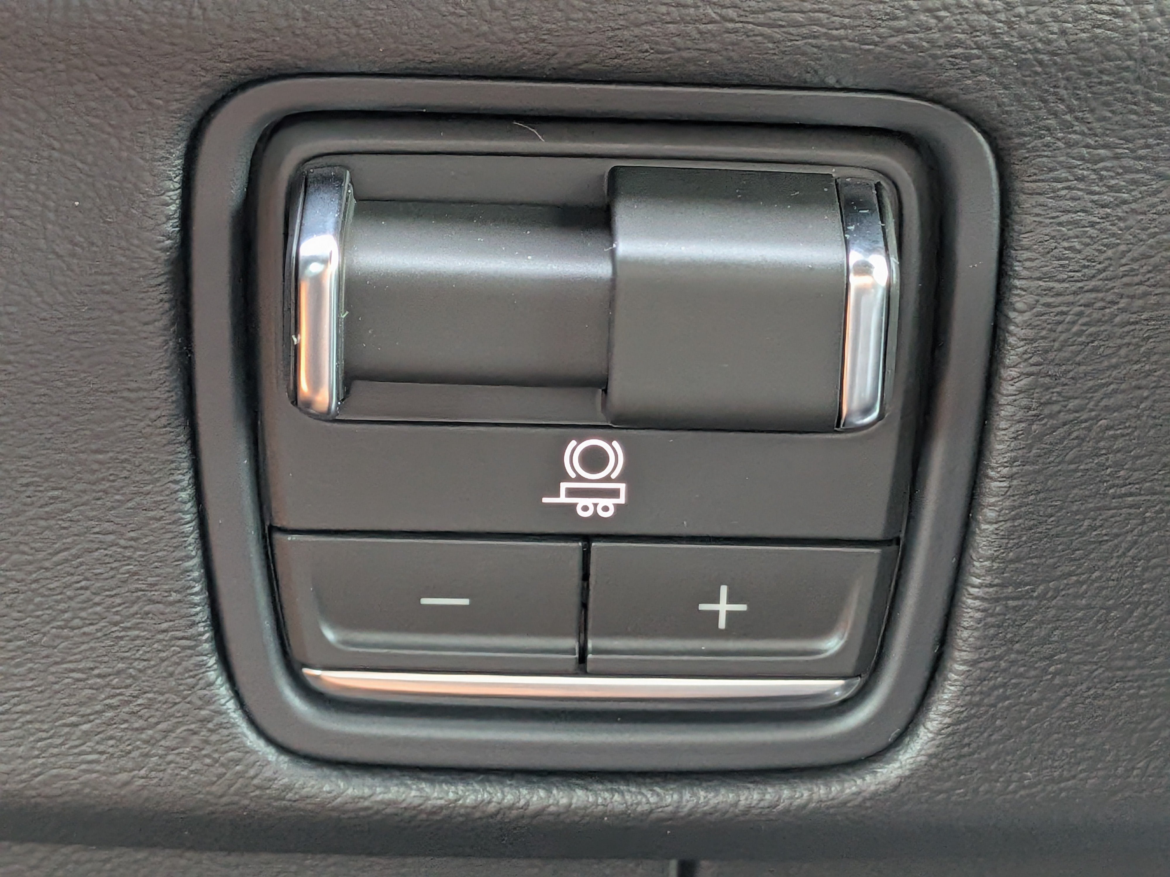 2026 Cadillac ESCALADE IQ Luxury