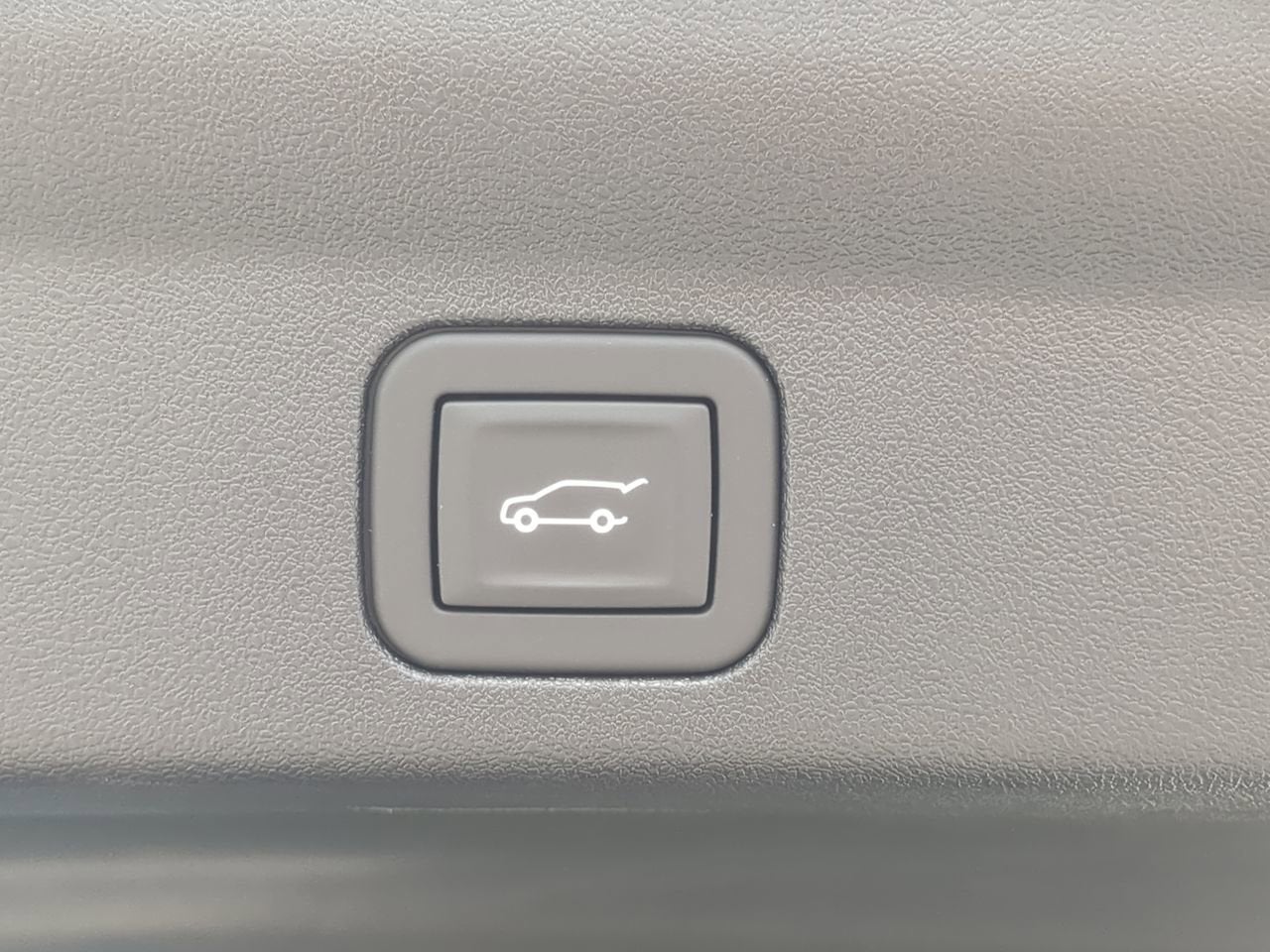 2026 Cadillac ESCALADE IQ Luxury