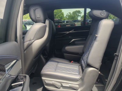 2026 Cadillac ESCALADE IQ Luxury