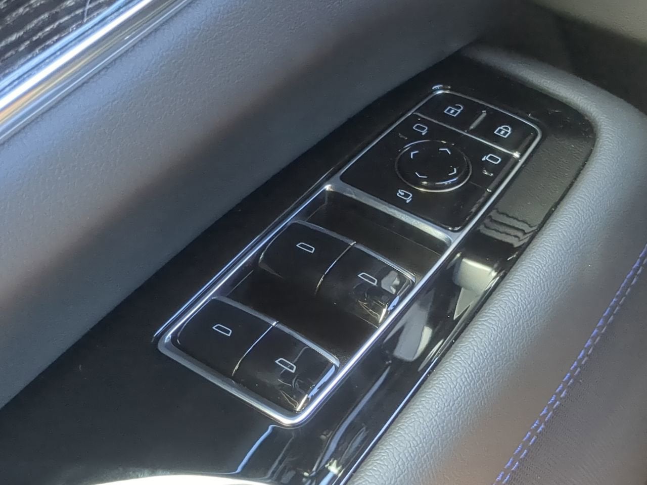 2026 Cadillac ESCALADE IQ Luxury