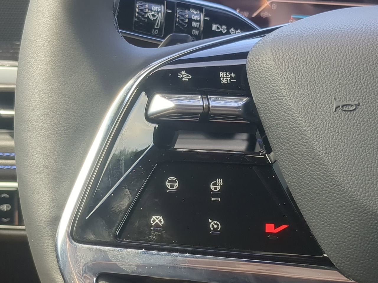 2026 Cadillac ESCALADE IQ Luxury