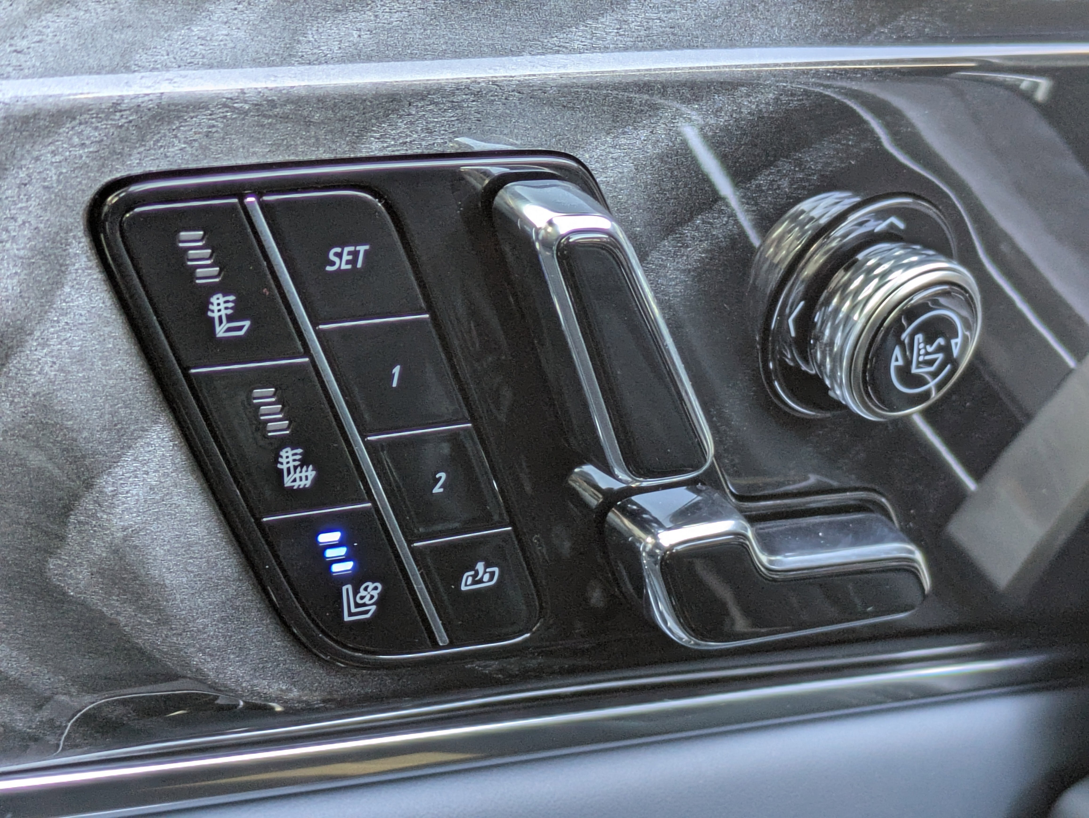 2026 Cadillac ESCALADE IQ Premium Luxury