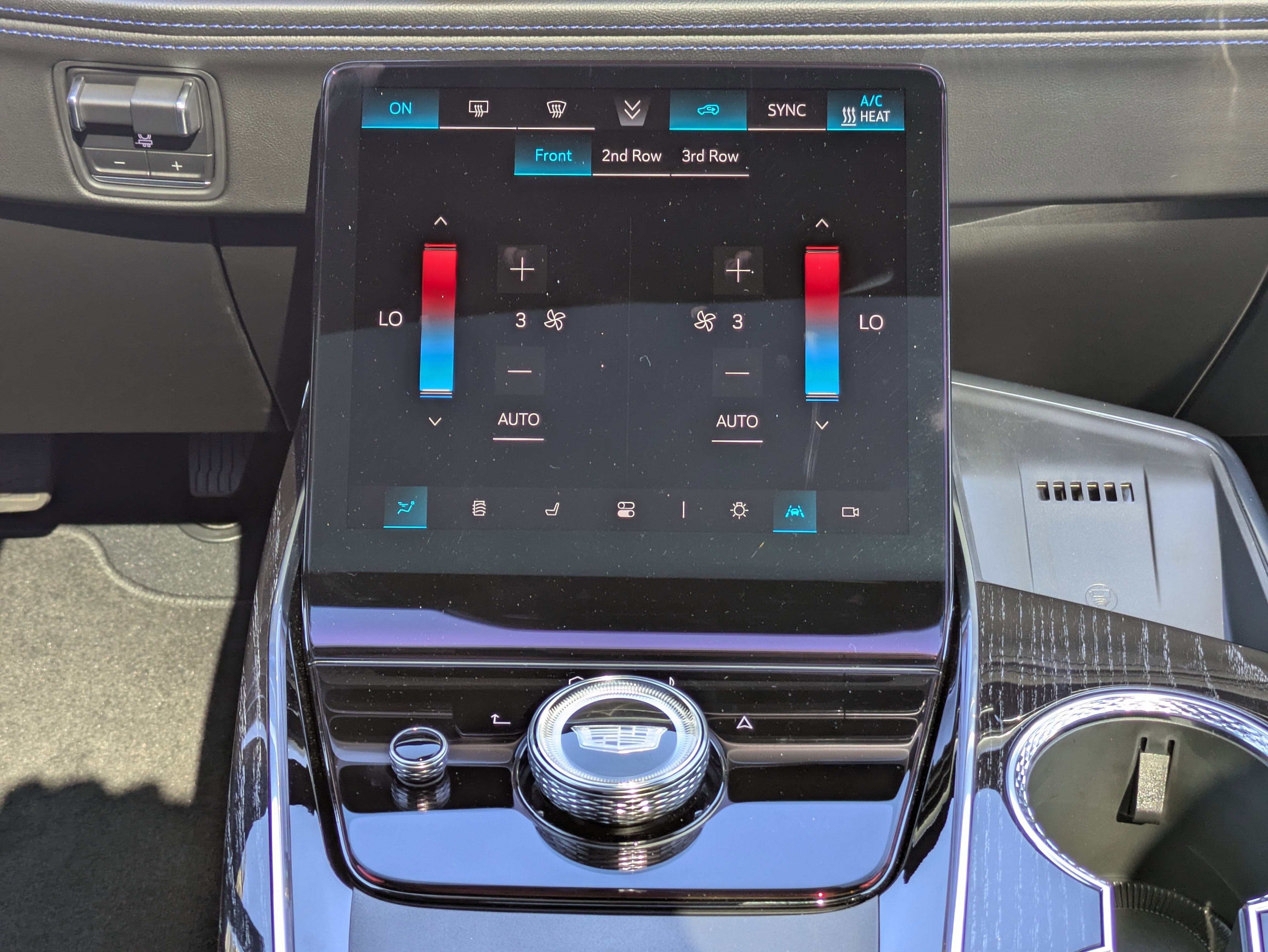 2026 Cadillac ESCALADE IQ Sport