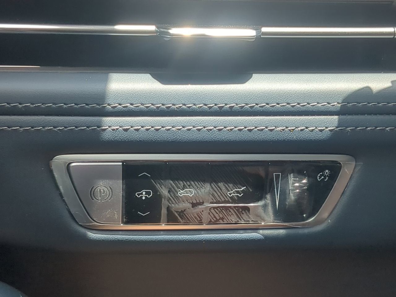 2026 Cadillac ESCALADE IQ Premium Sport