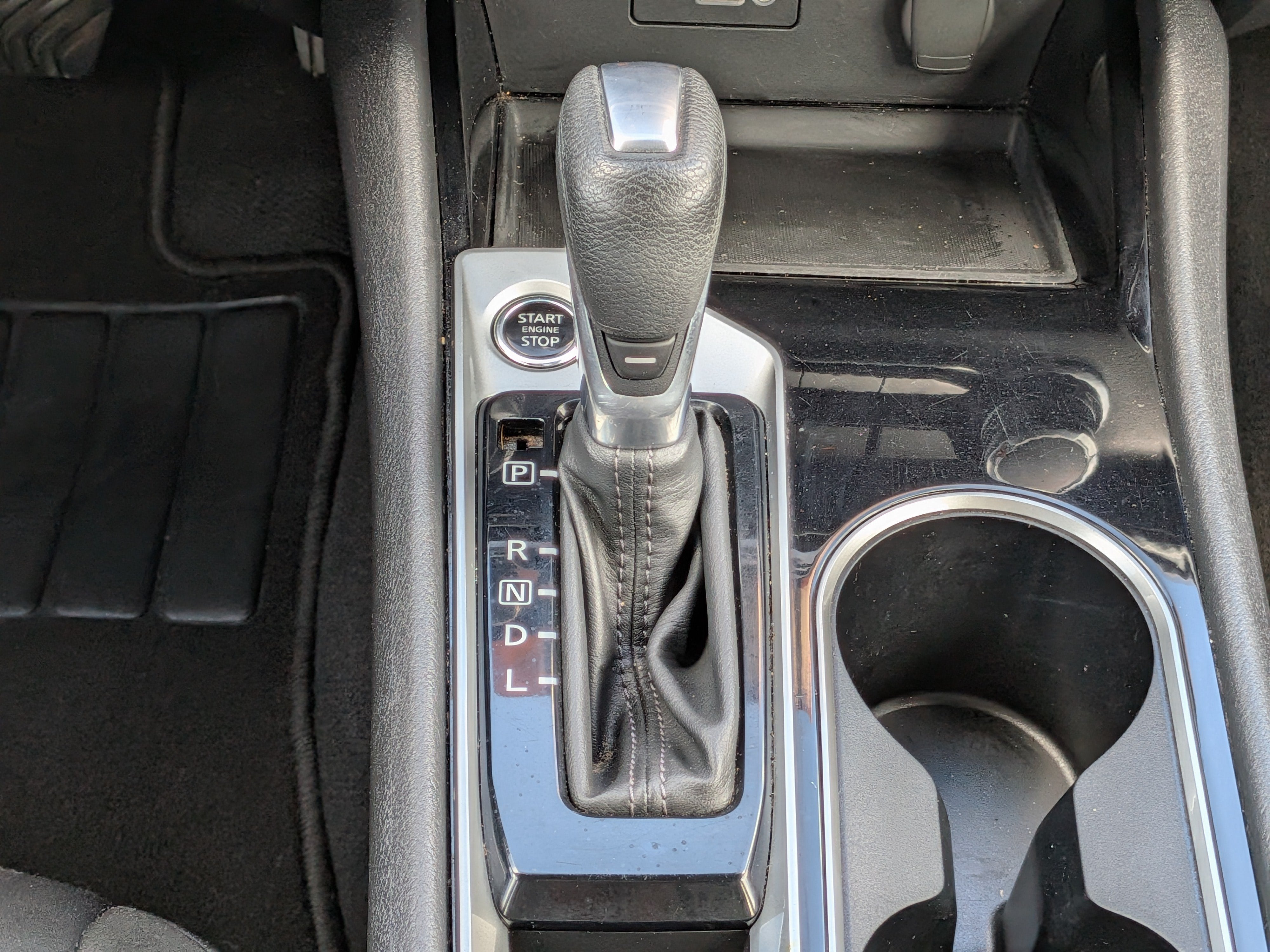 2024 Nissan Altima SV - Photo 19