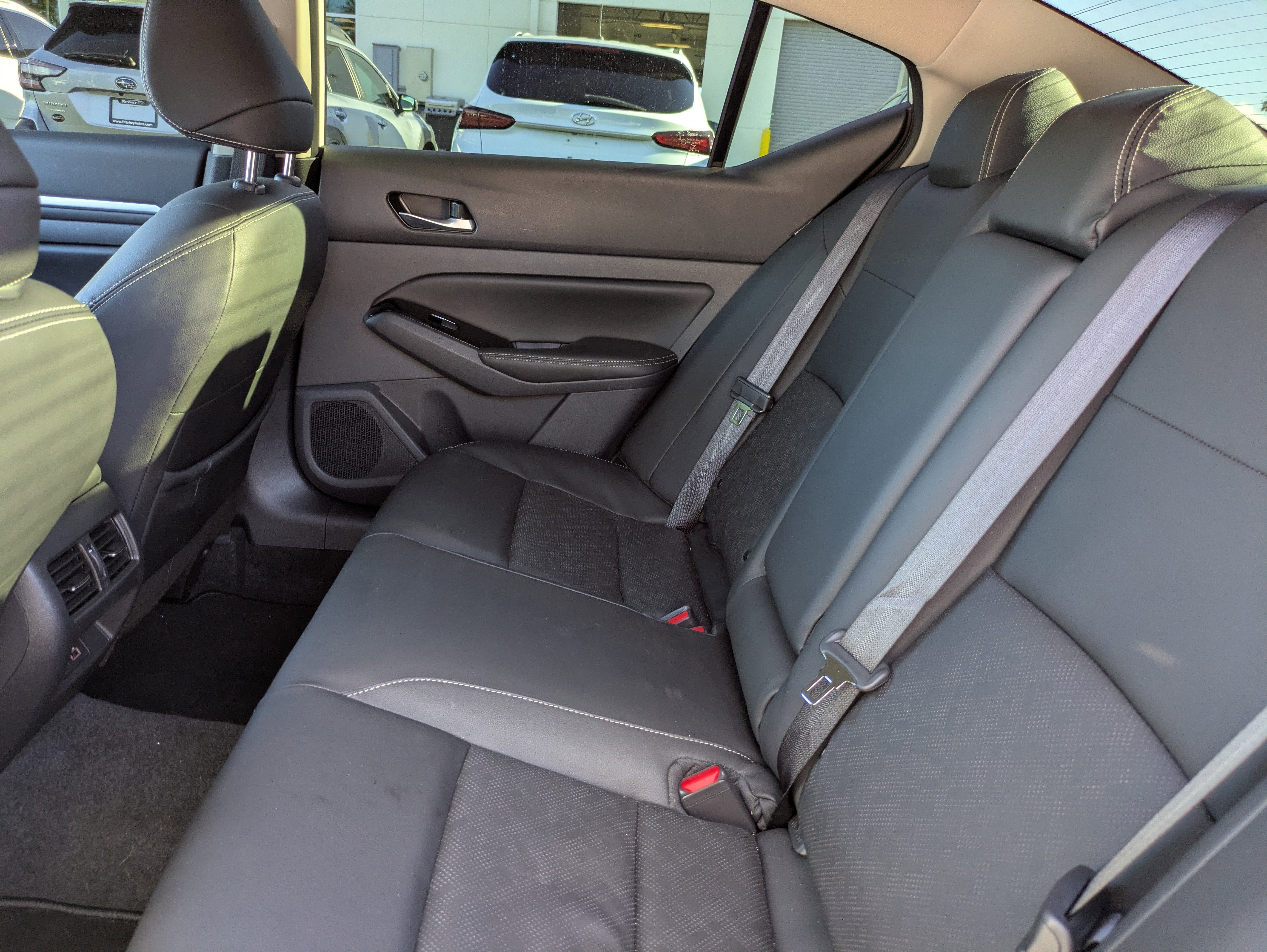 2025 Nissan Altima SL FWD