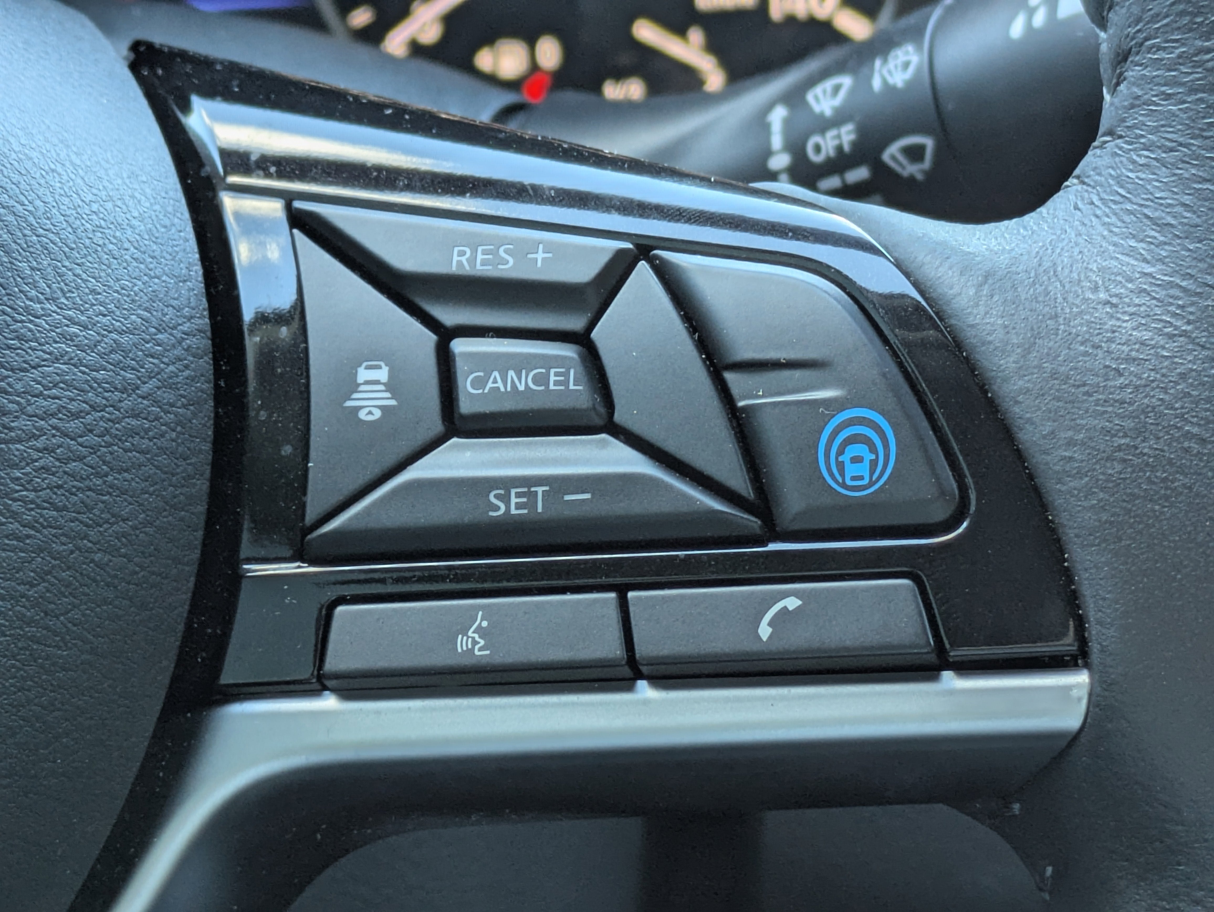 2025 Nissan Altima SL FWD