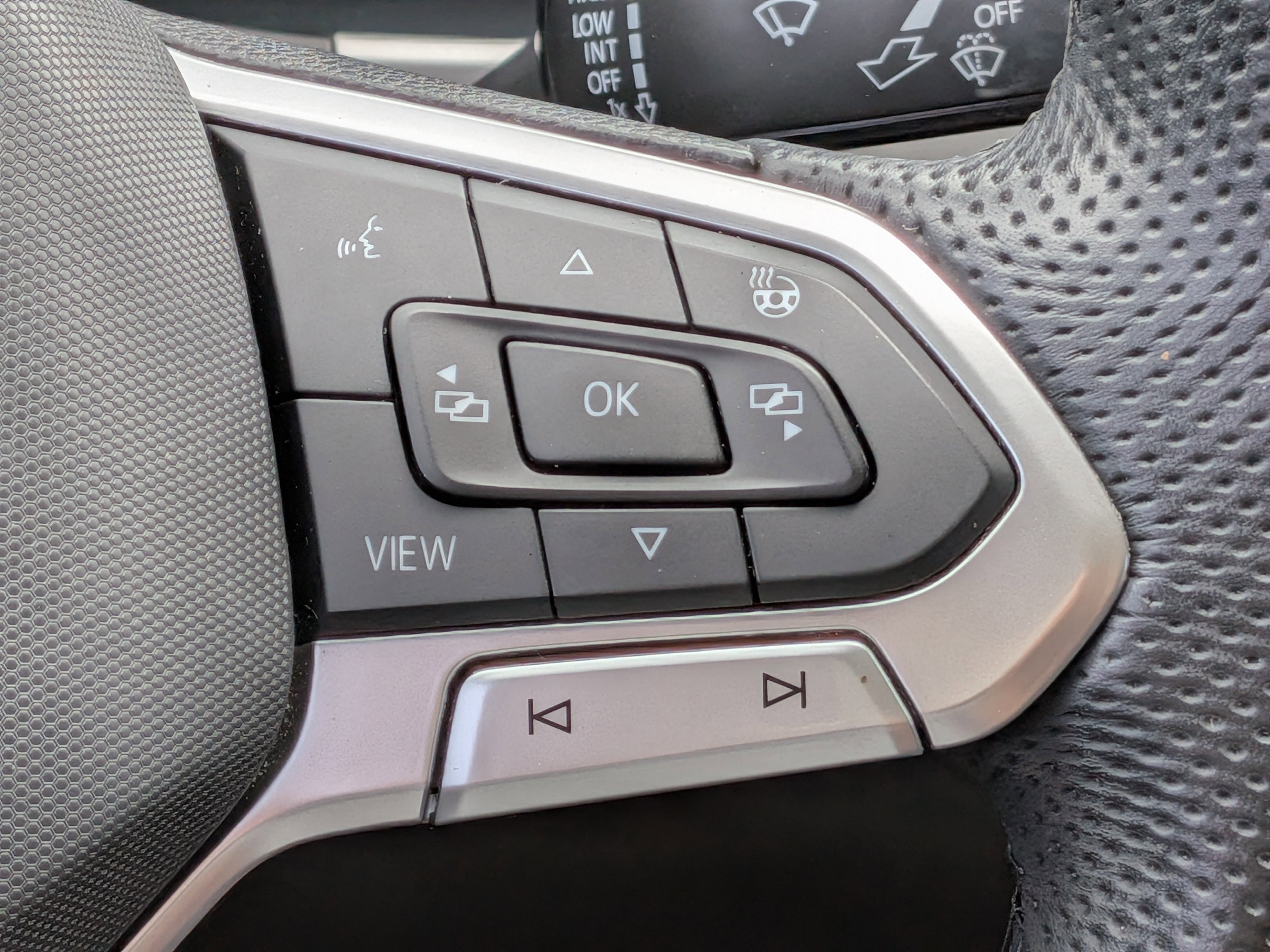 2021 Volkswagen Atlas 3.6L V6 SEL R-Line