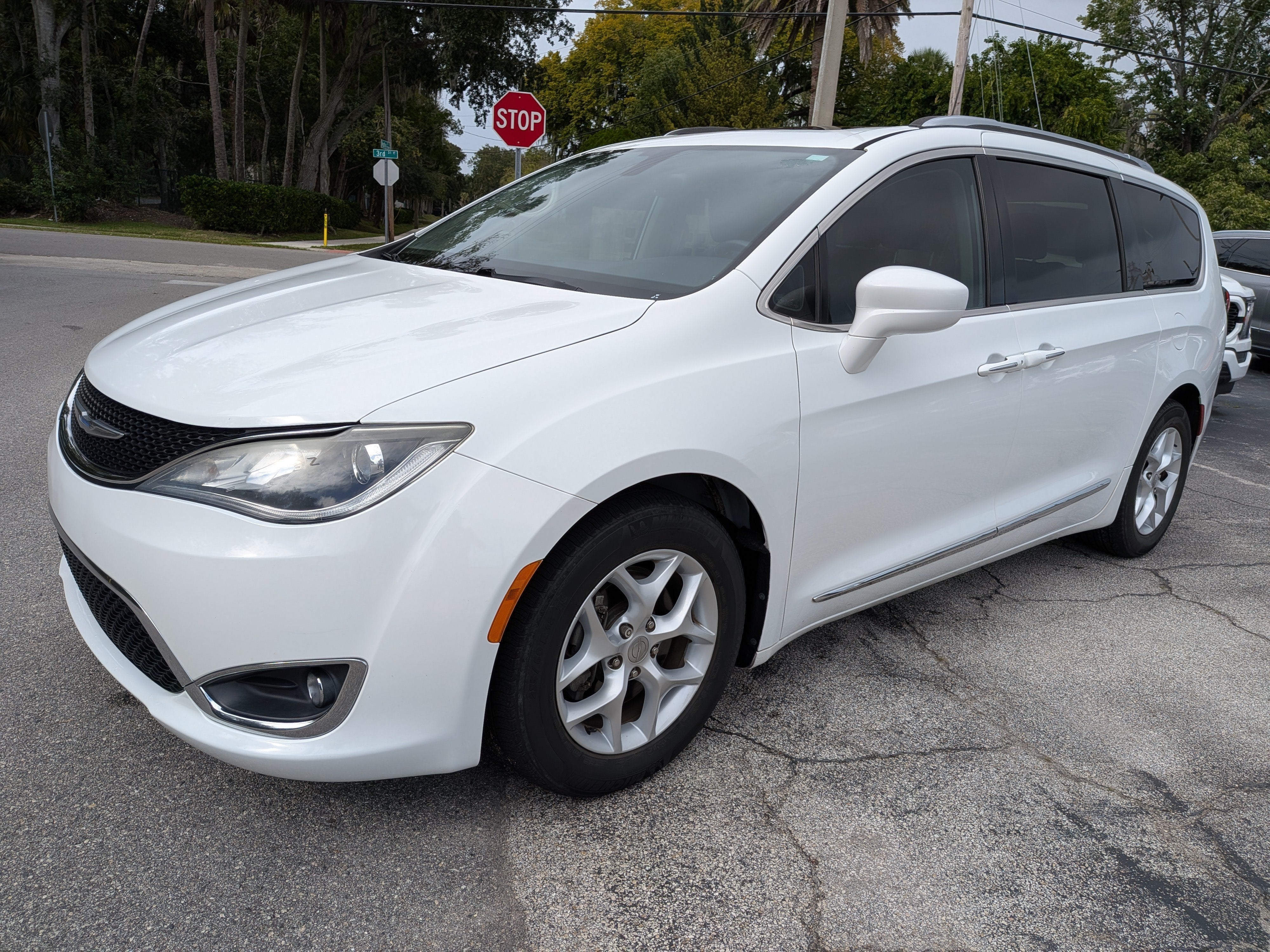 2018 Chrysler Pacifica Touring L Plus