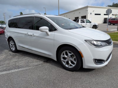 2018 Chrysler Pacifica Touring L Plus