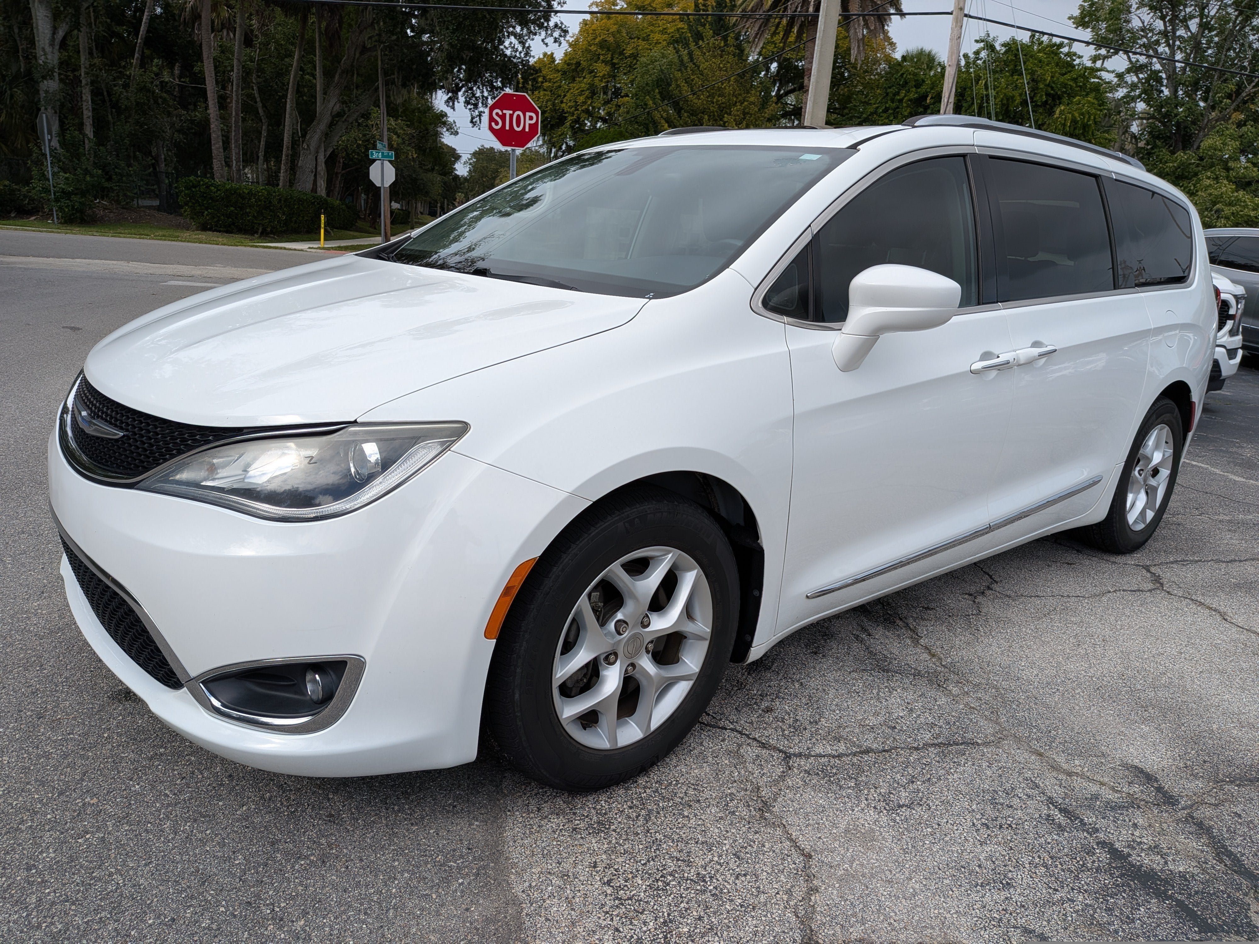 2018 Chrysler Pacifica Touring L Plus