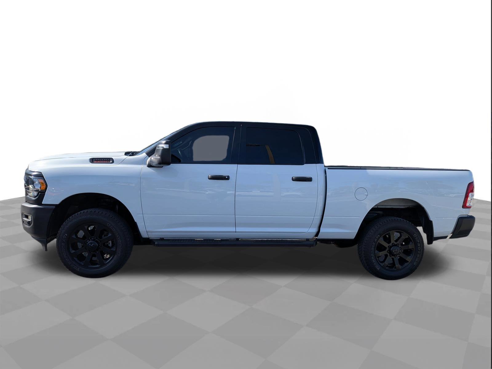 2024 RAM 2500 Tradesman Crew Cab 4x4 6'4" Box