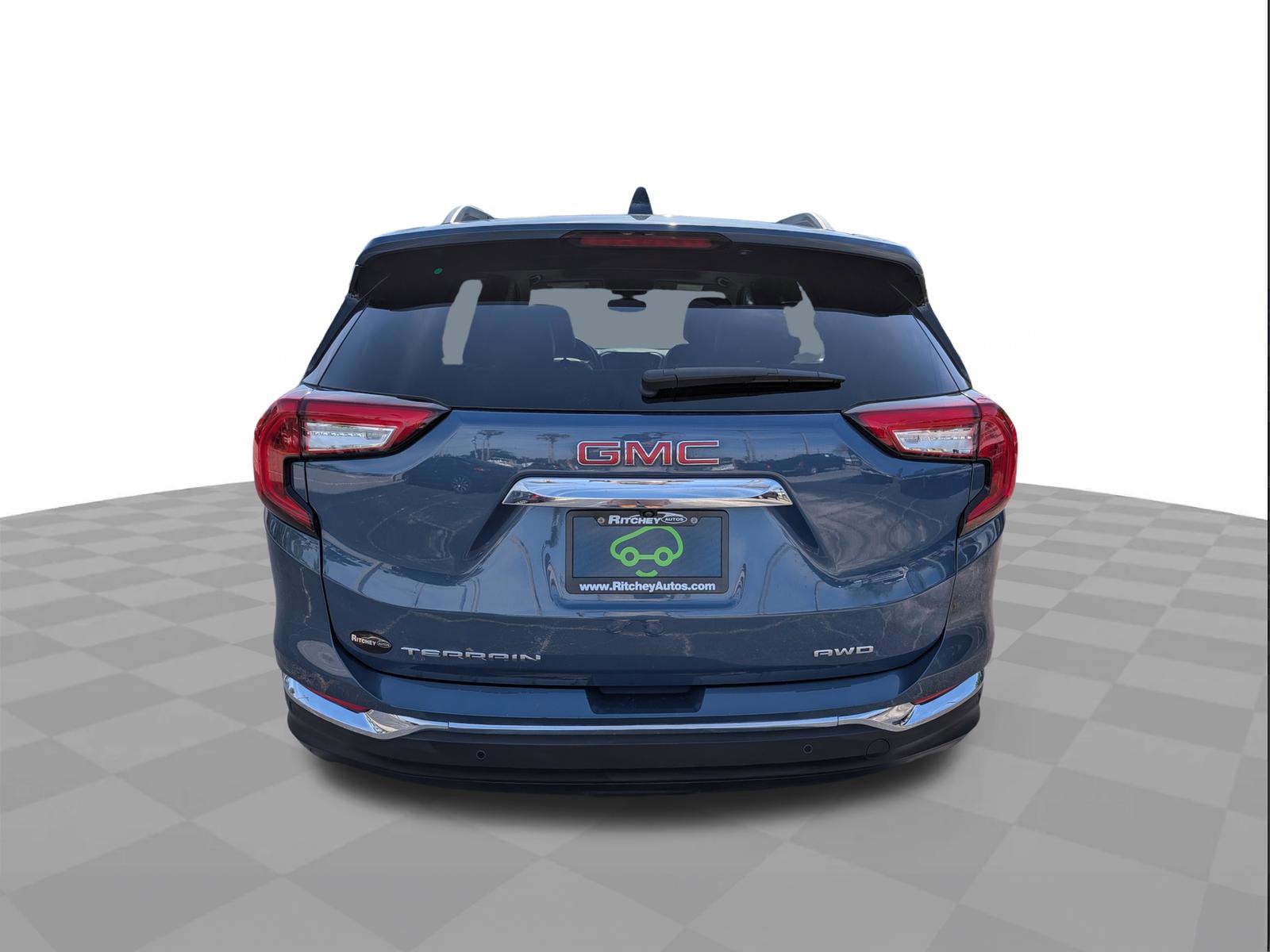 2024 GMC Terrain SLT