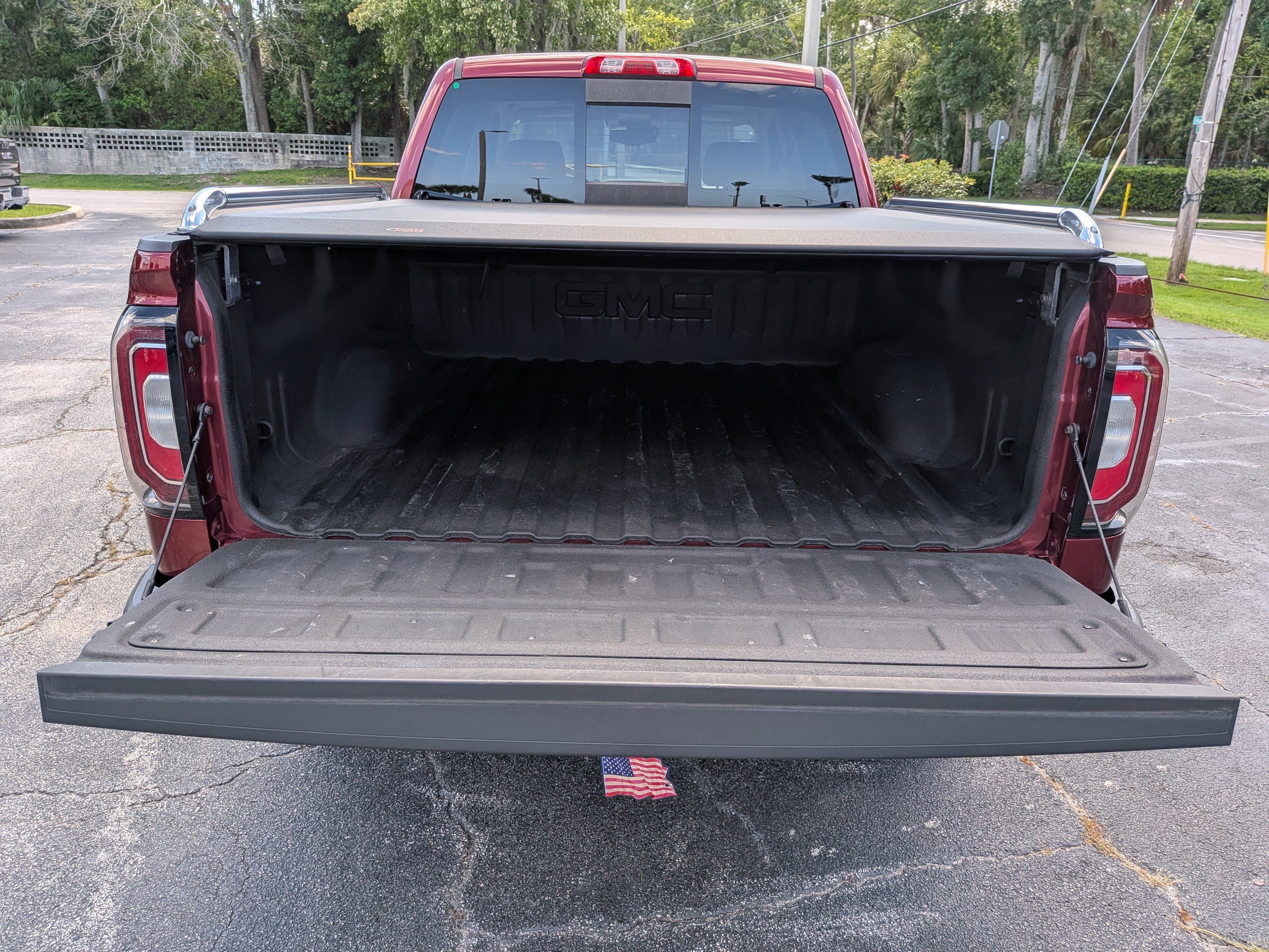2017 GMC Sierra 1500 SLT - Photo 18