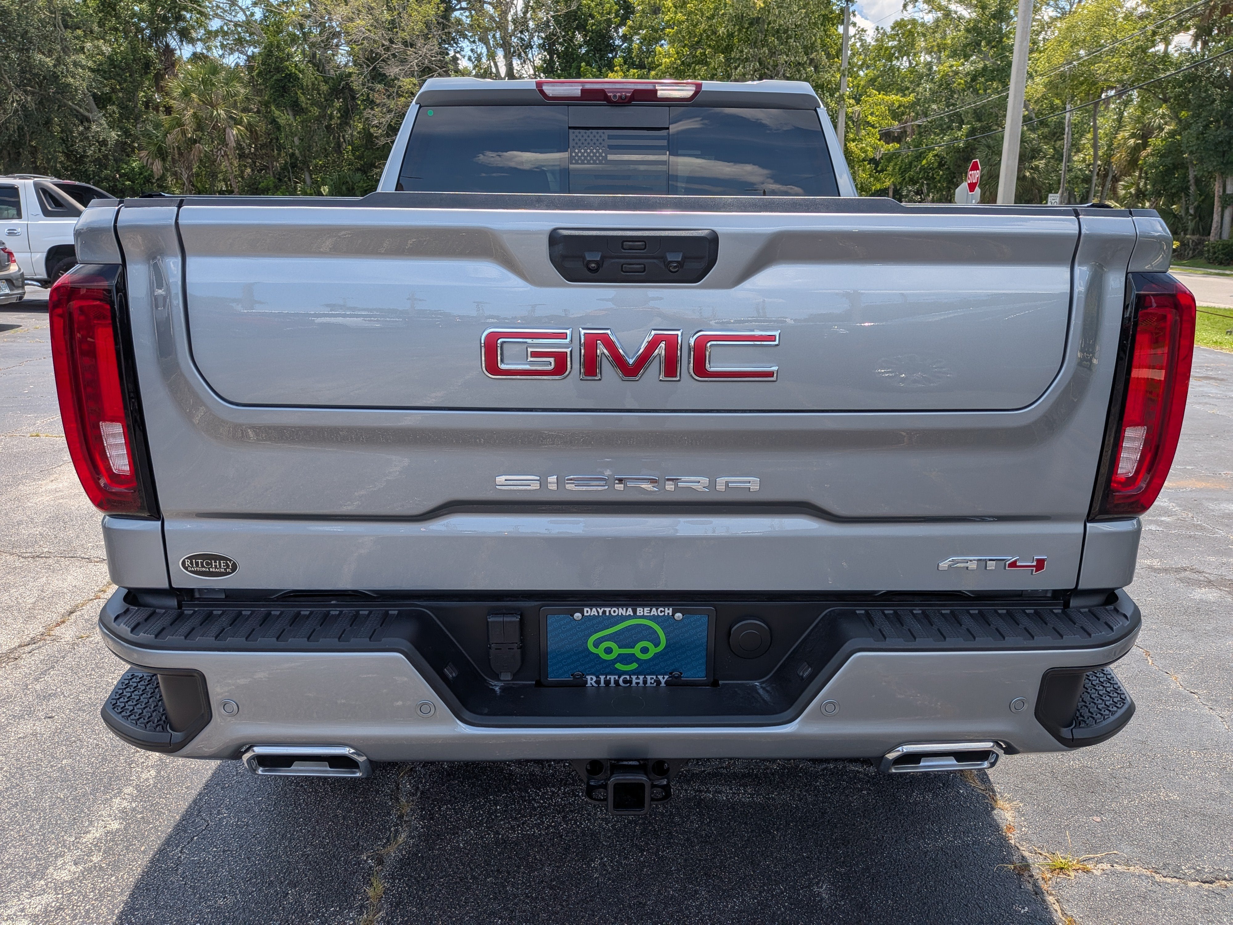 2025 GMC Sierra 1500 AT4