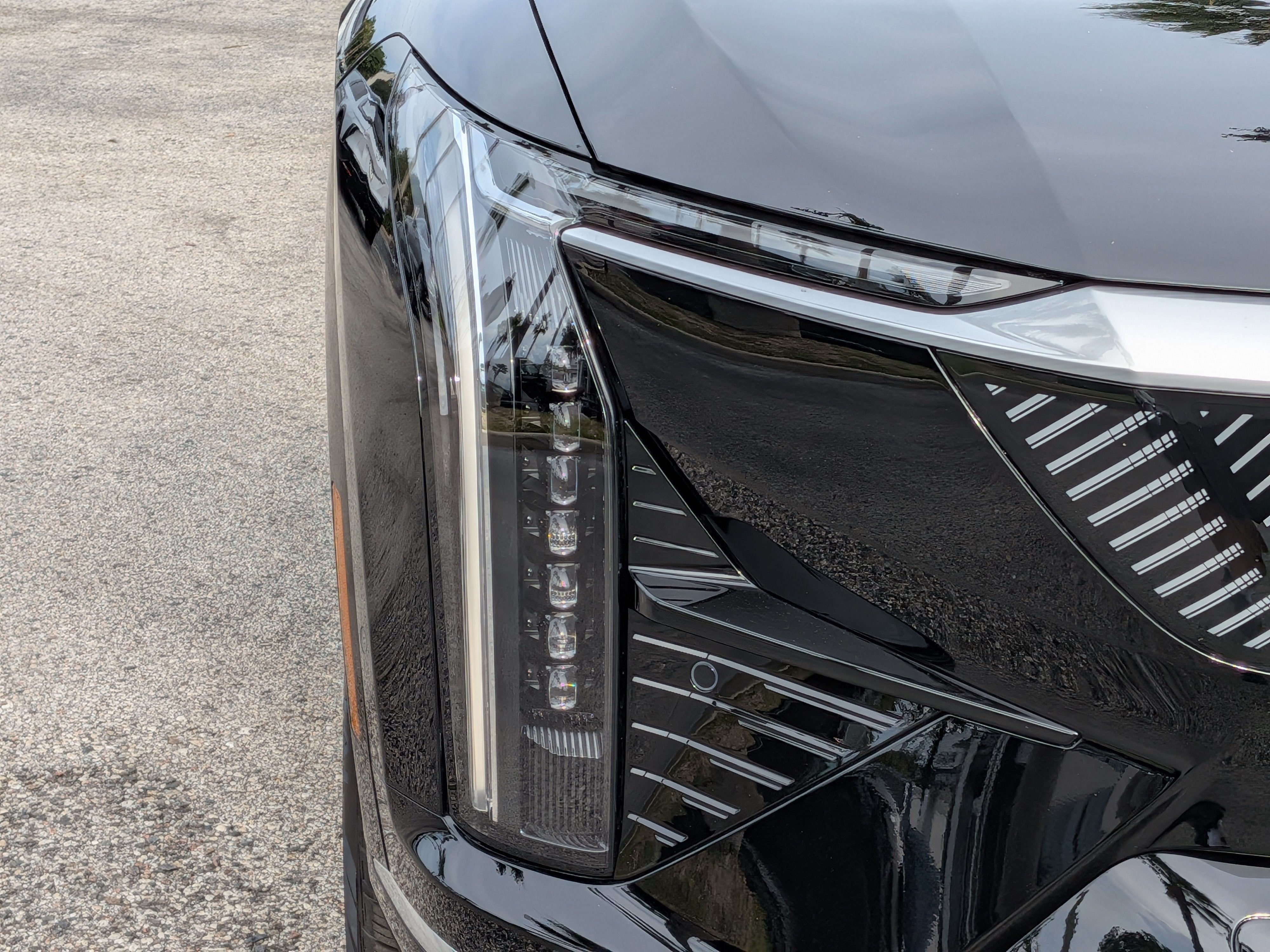 2027 Cadillac OPTIQ Luxury