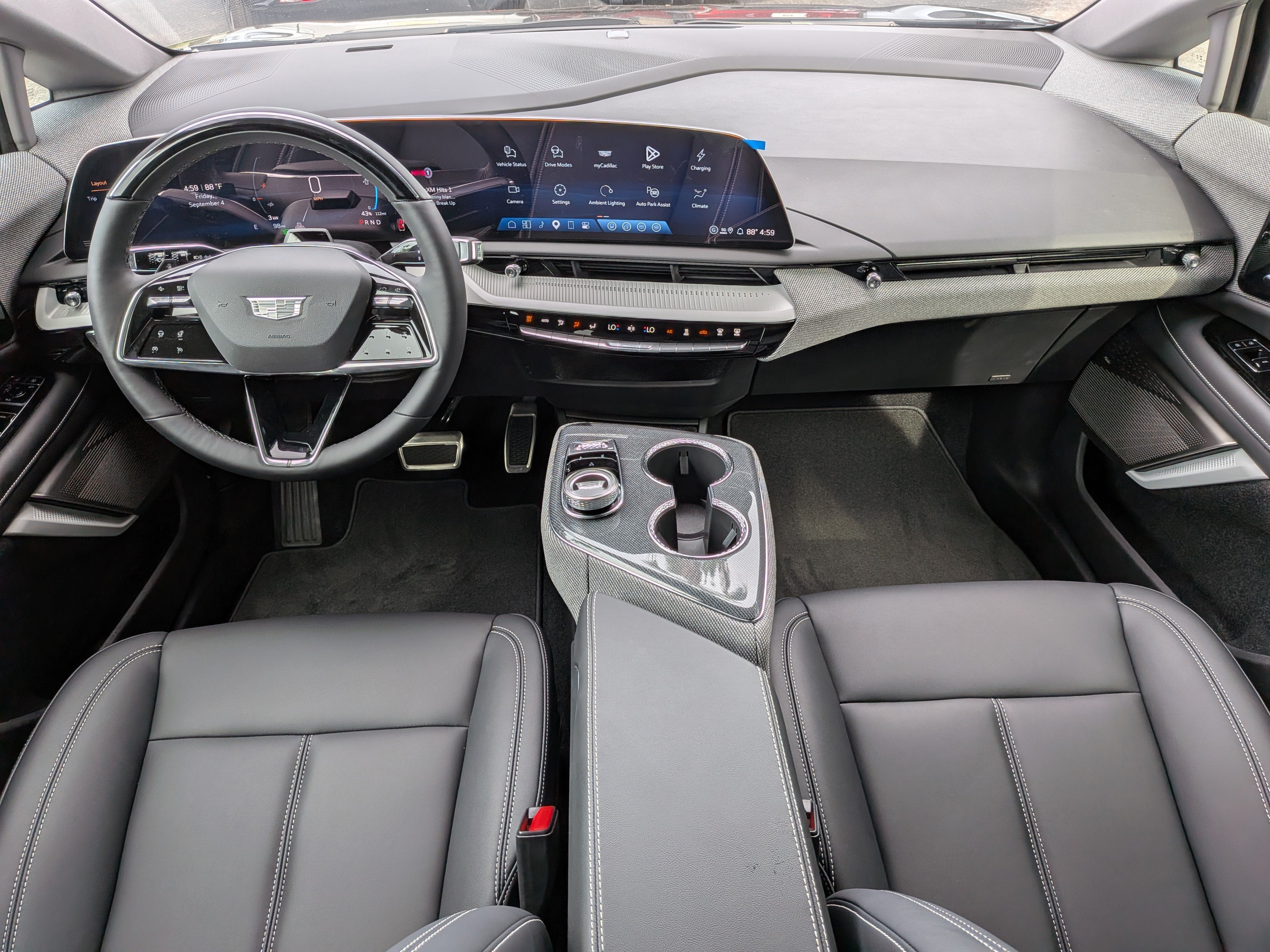 2027 Cadillac OPTIQ Luxury