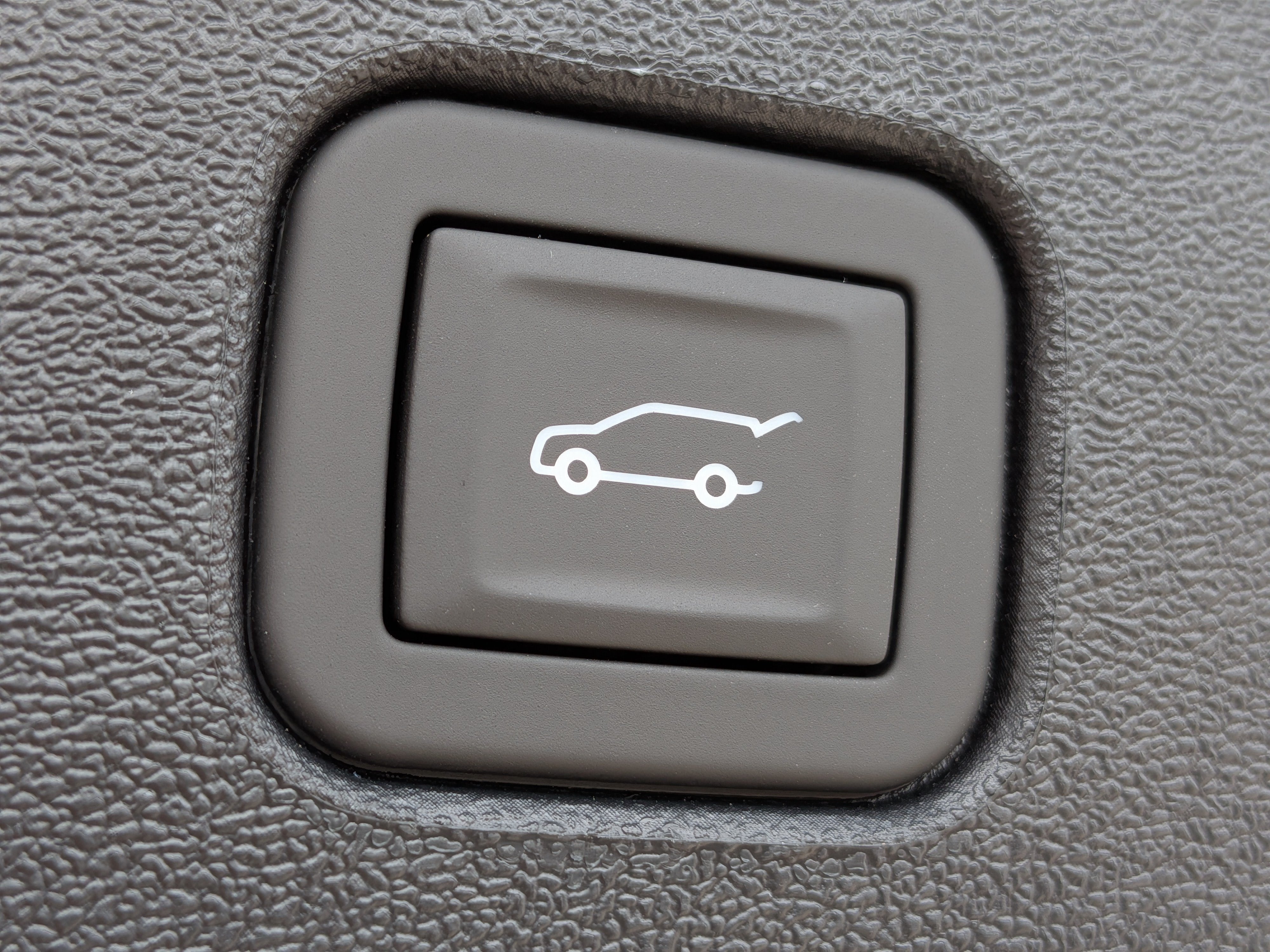 2027 Cadillac OPTIQ Luxury