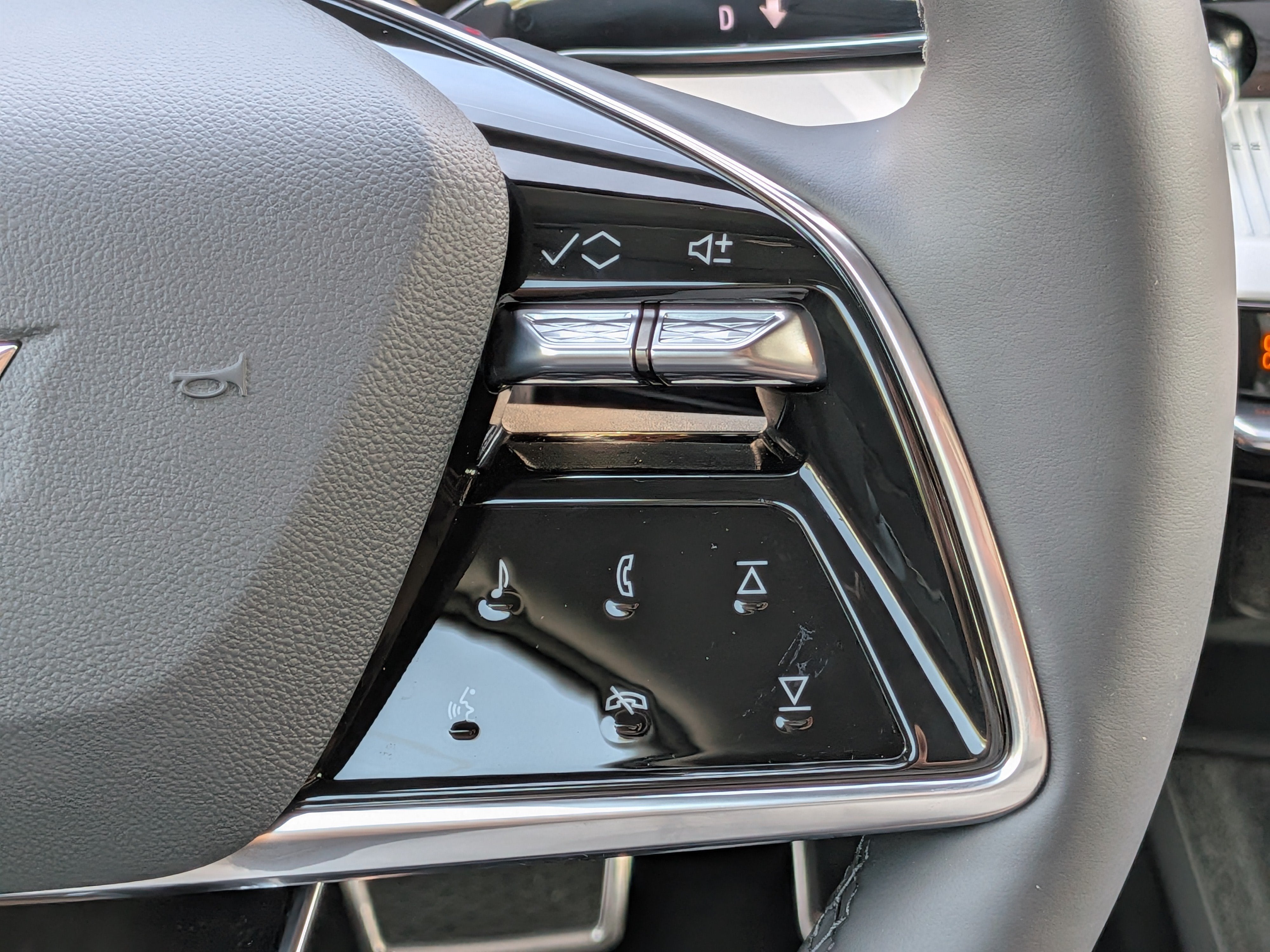 2027 Cadillac OPTIQ Sport