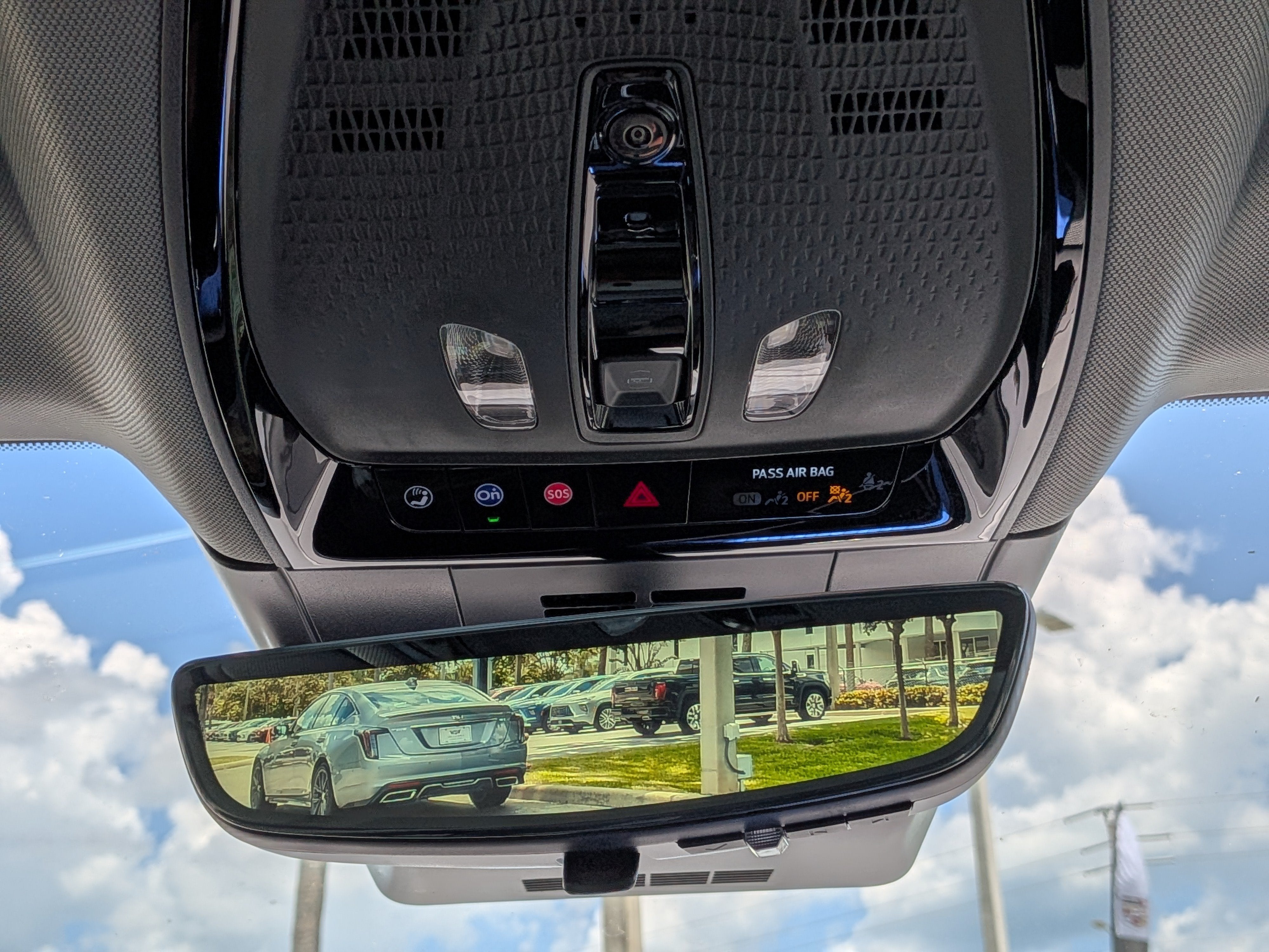 2027 Cadillac OPTIQ Sport