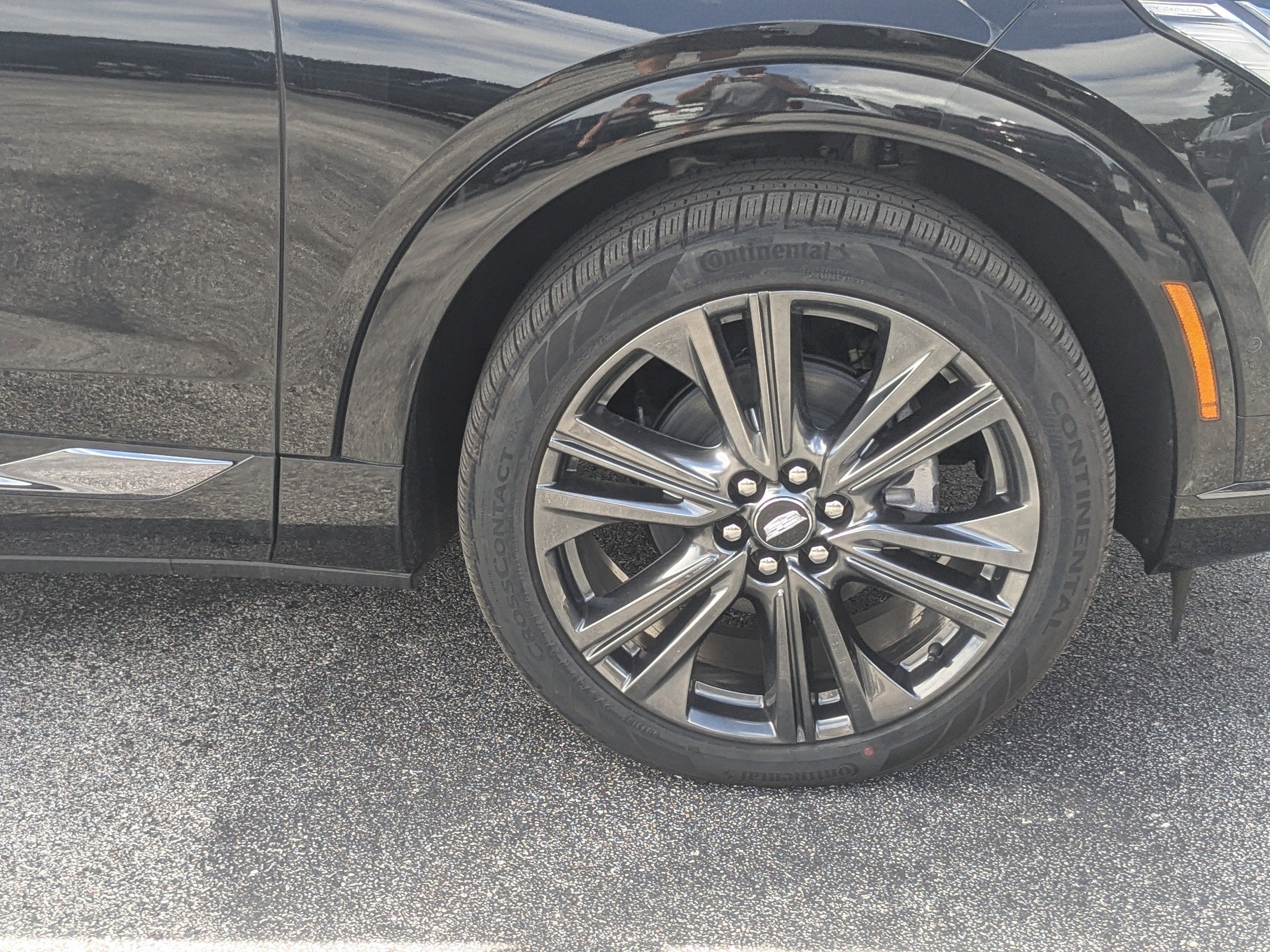 2025 Cadillac OPTIQ Sport 2