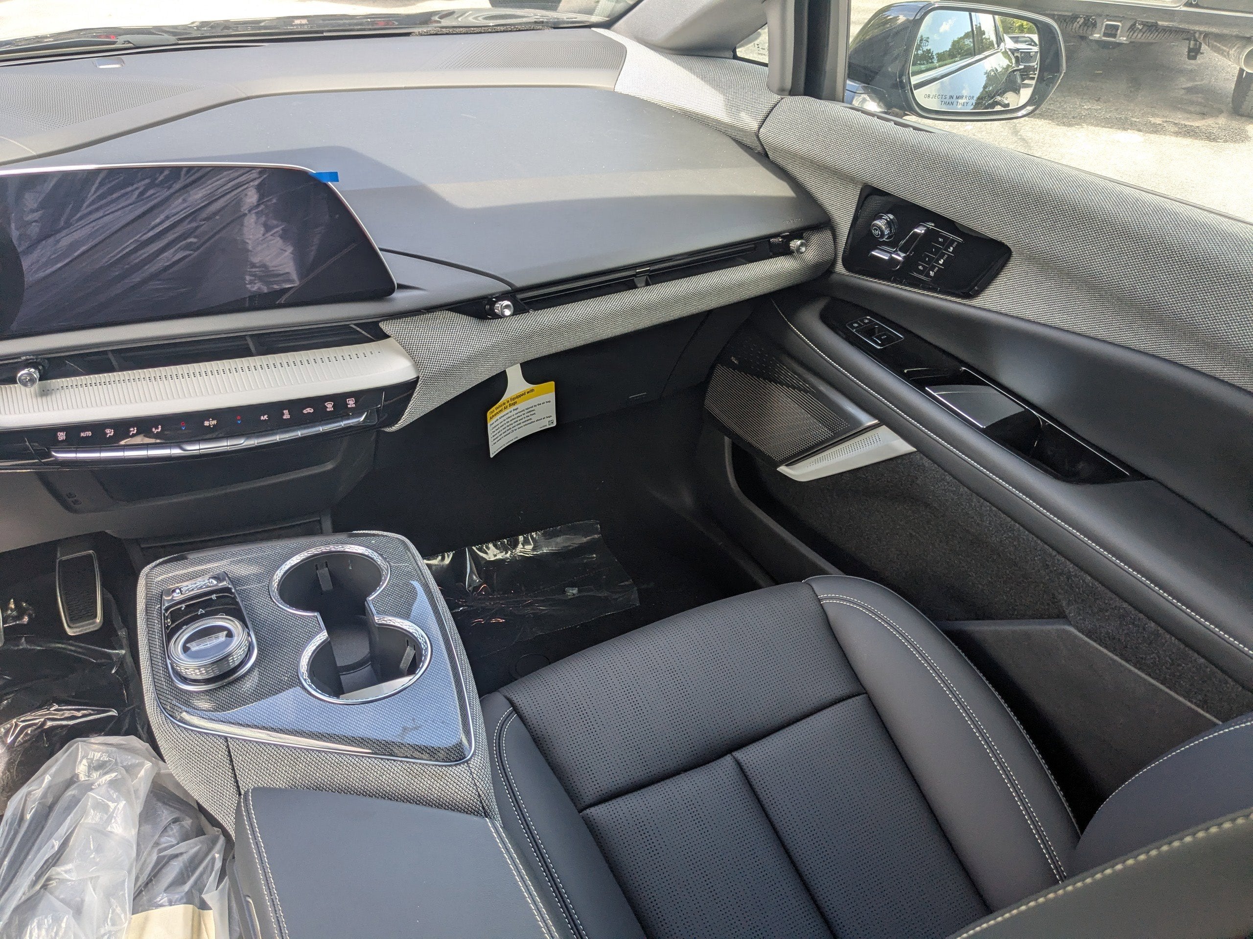 2025 Cadillac OPTIQ Sport 2