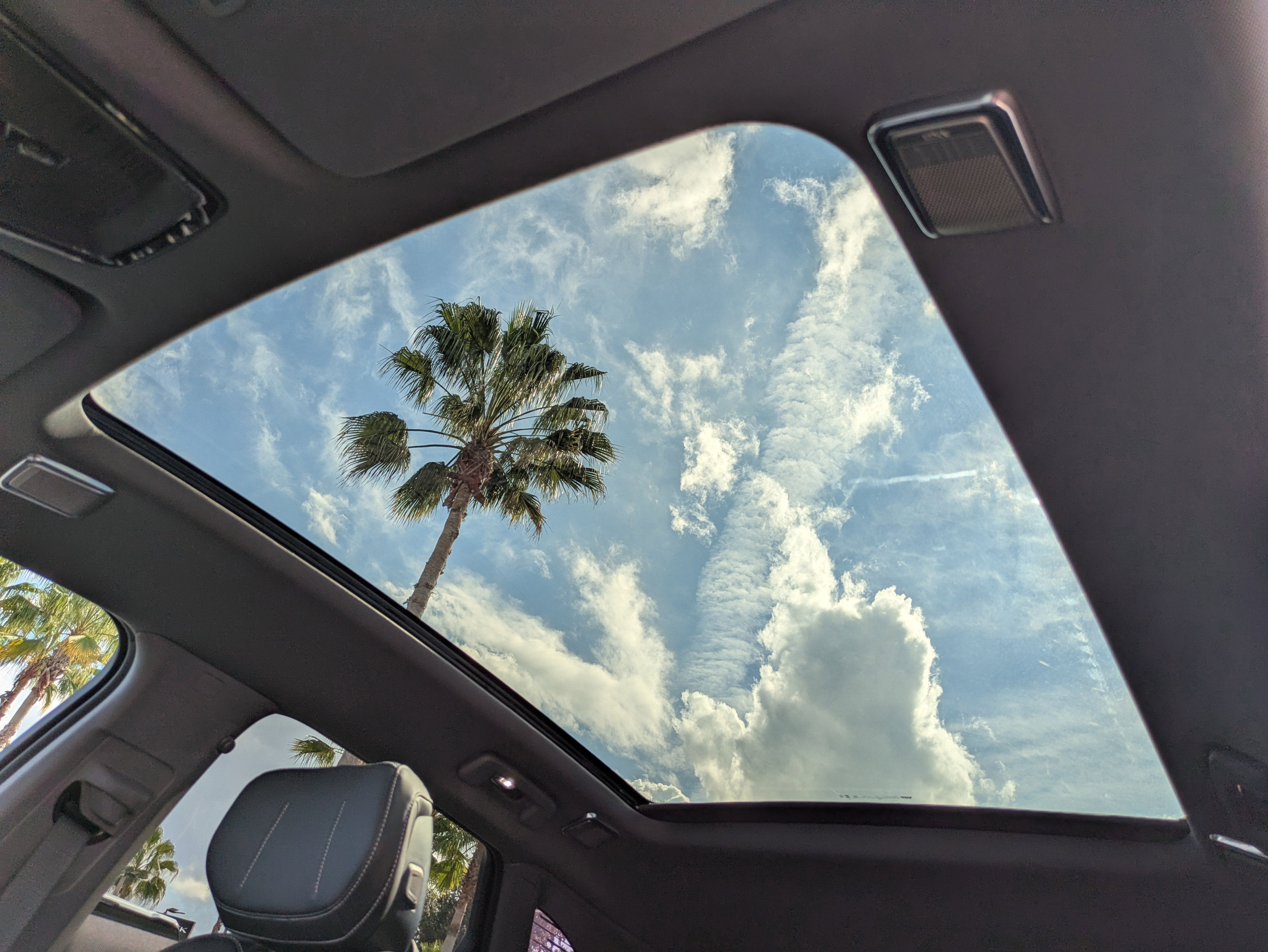 2025 Cadillac OPTIQ Sport 2