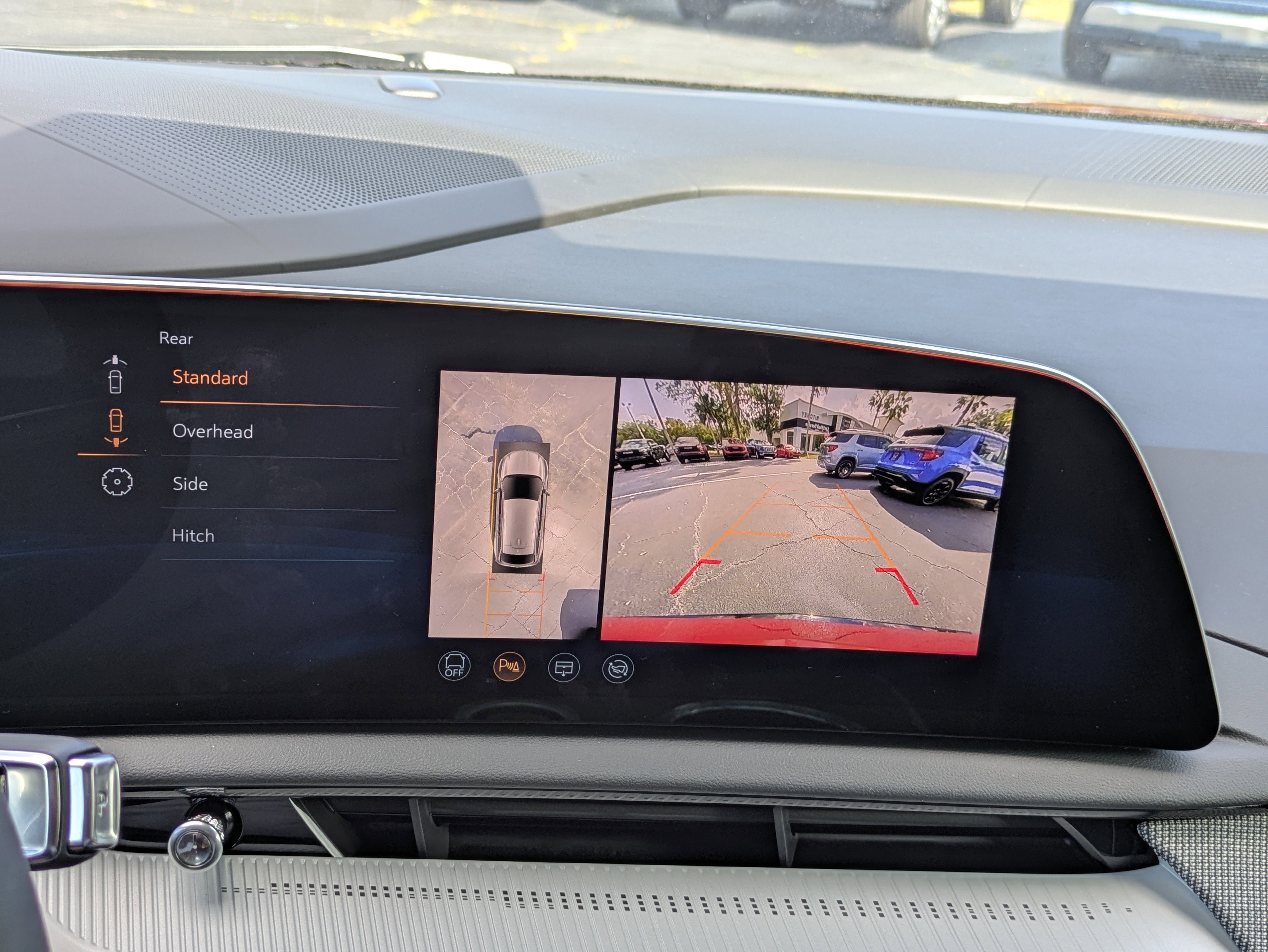 2025 Cadillac OPTIQ Sport 2