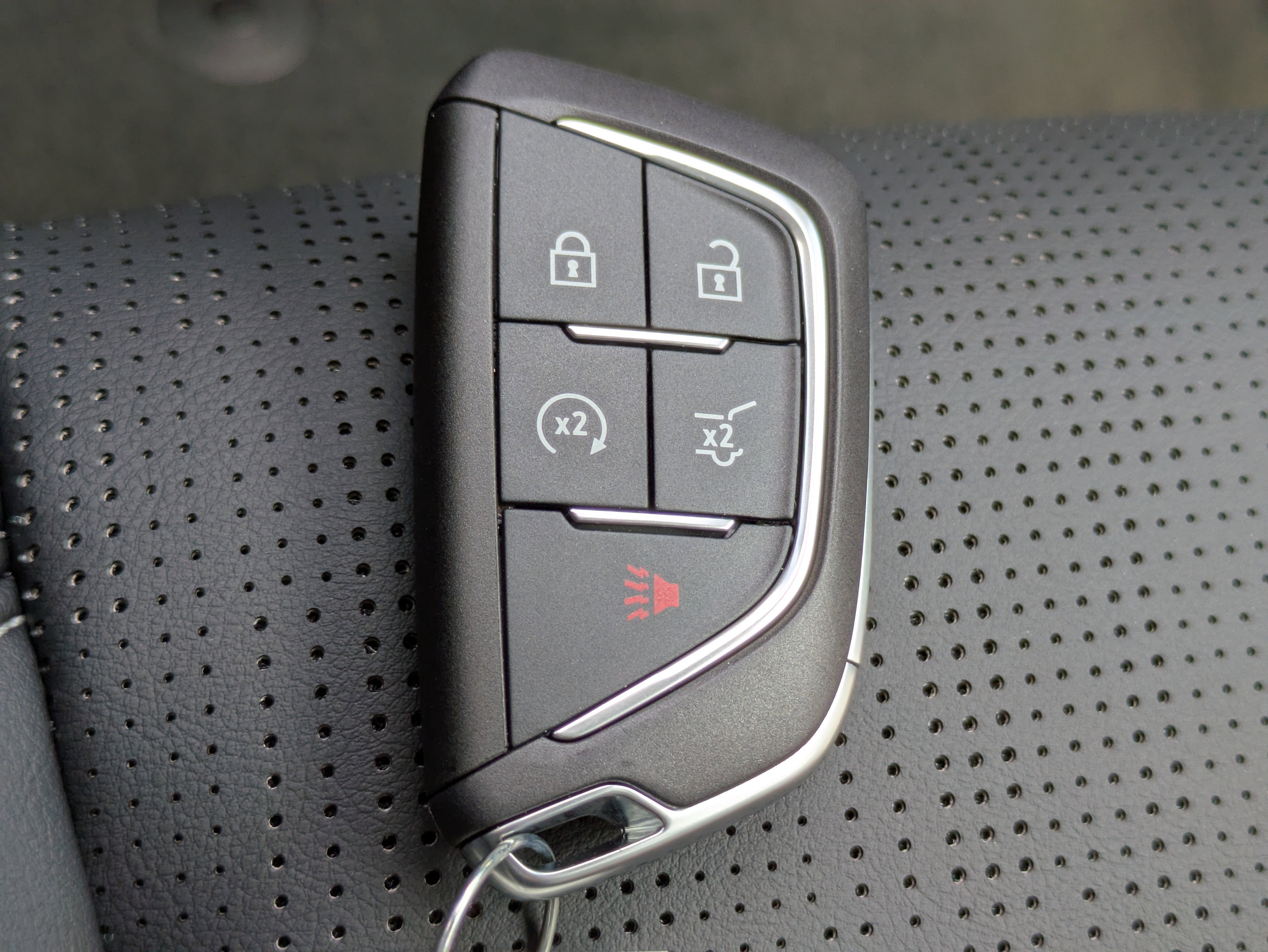 2025 Cadillac OPTIQ Sport 2