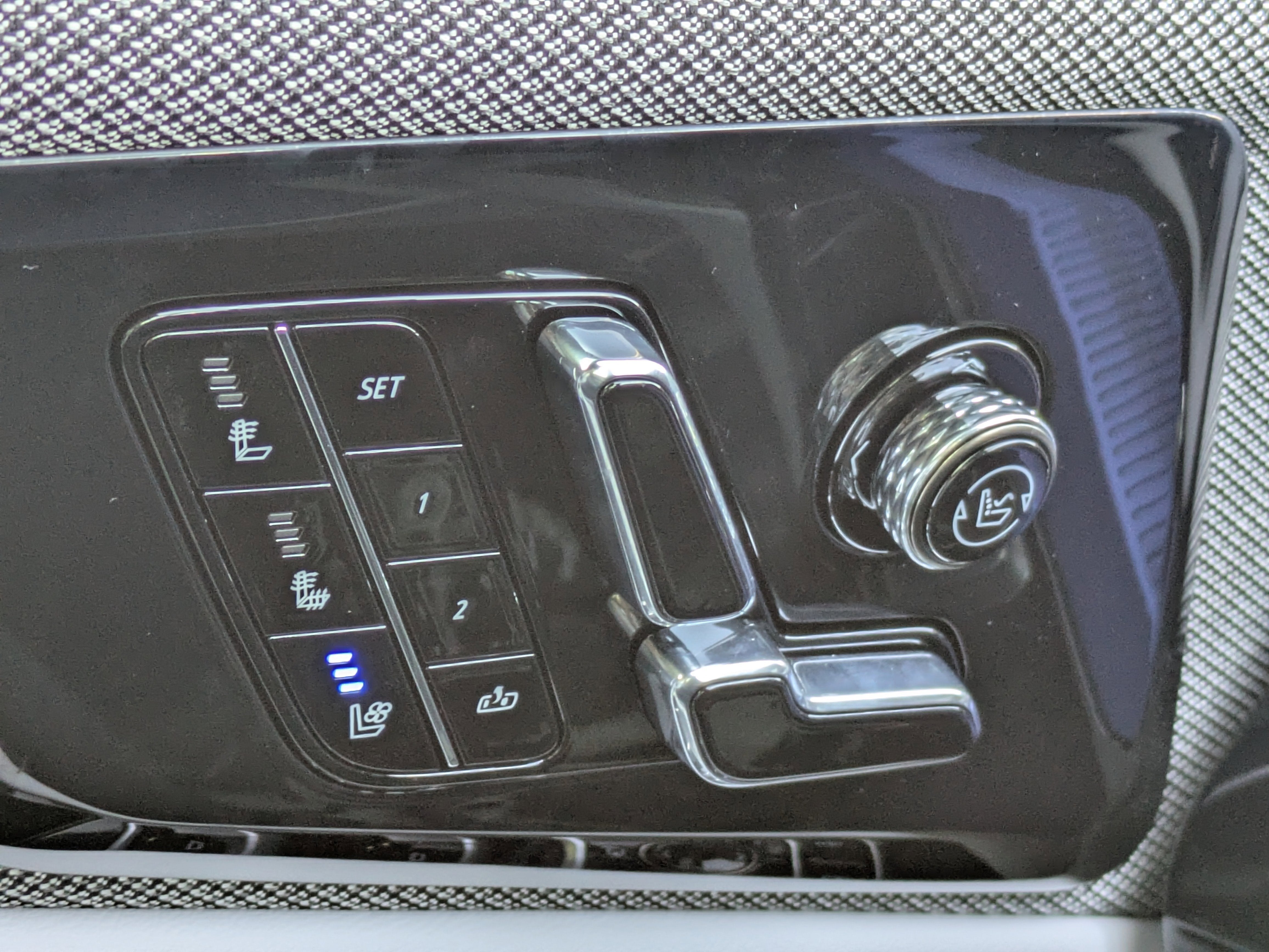 2025 Cadillac OPTIQ Sport 2