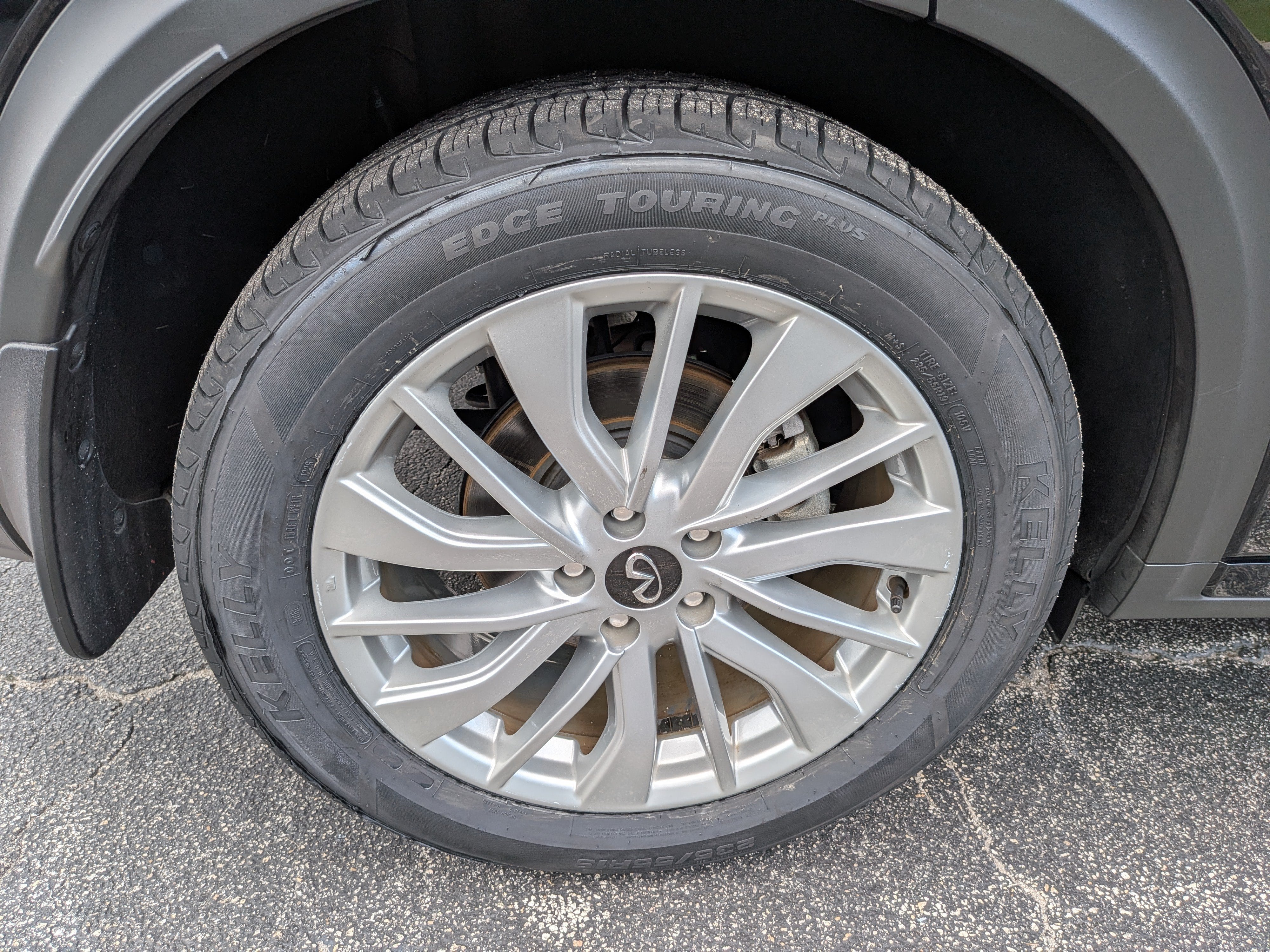 2023 INFINITI QX50 LUXE AWD