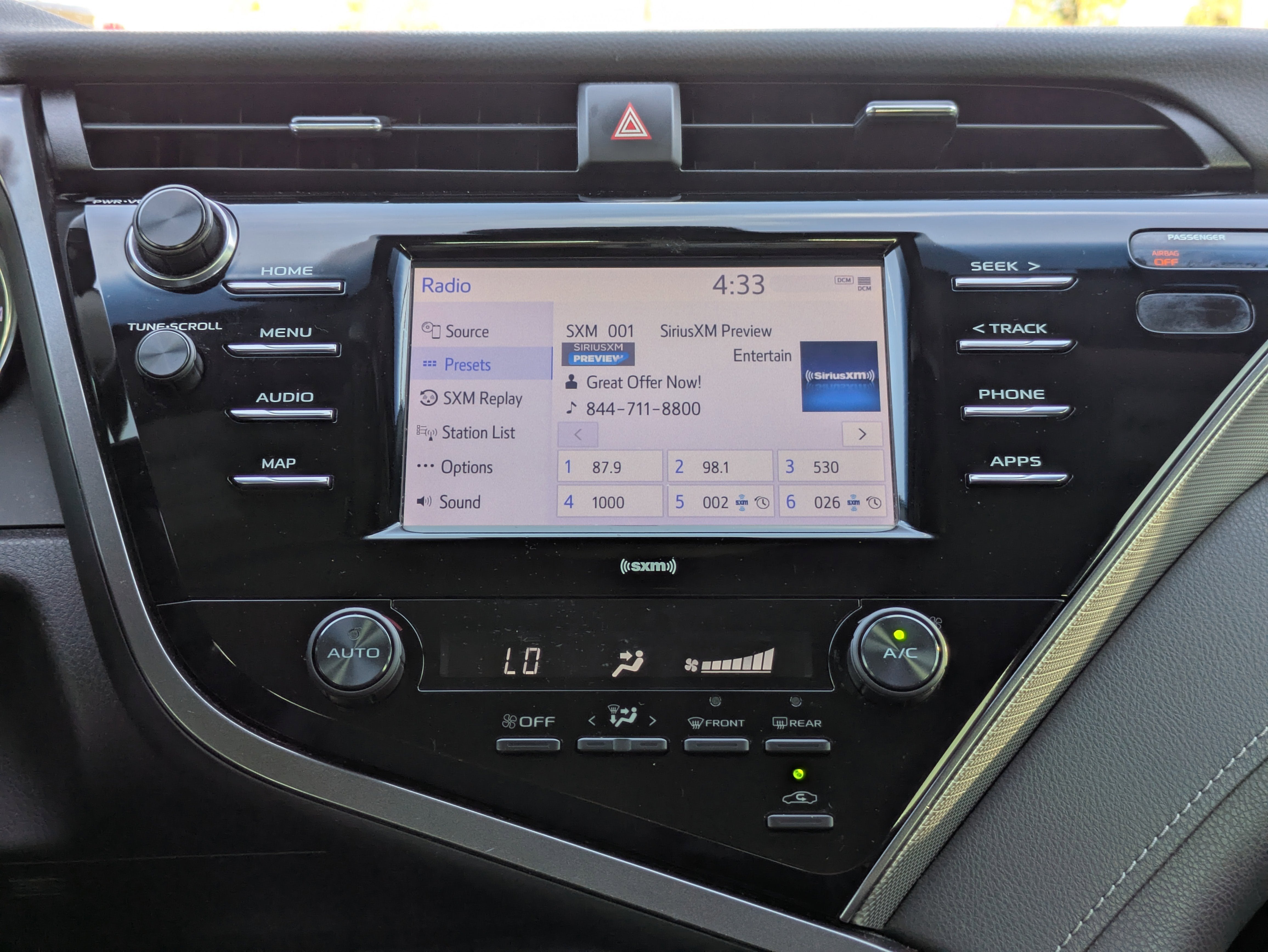 2020 Toyota Camry SE